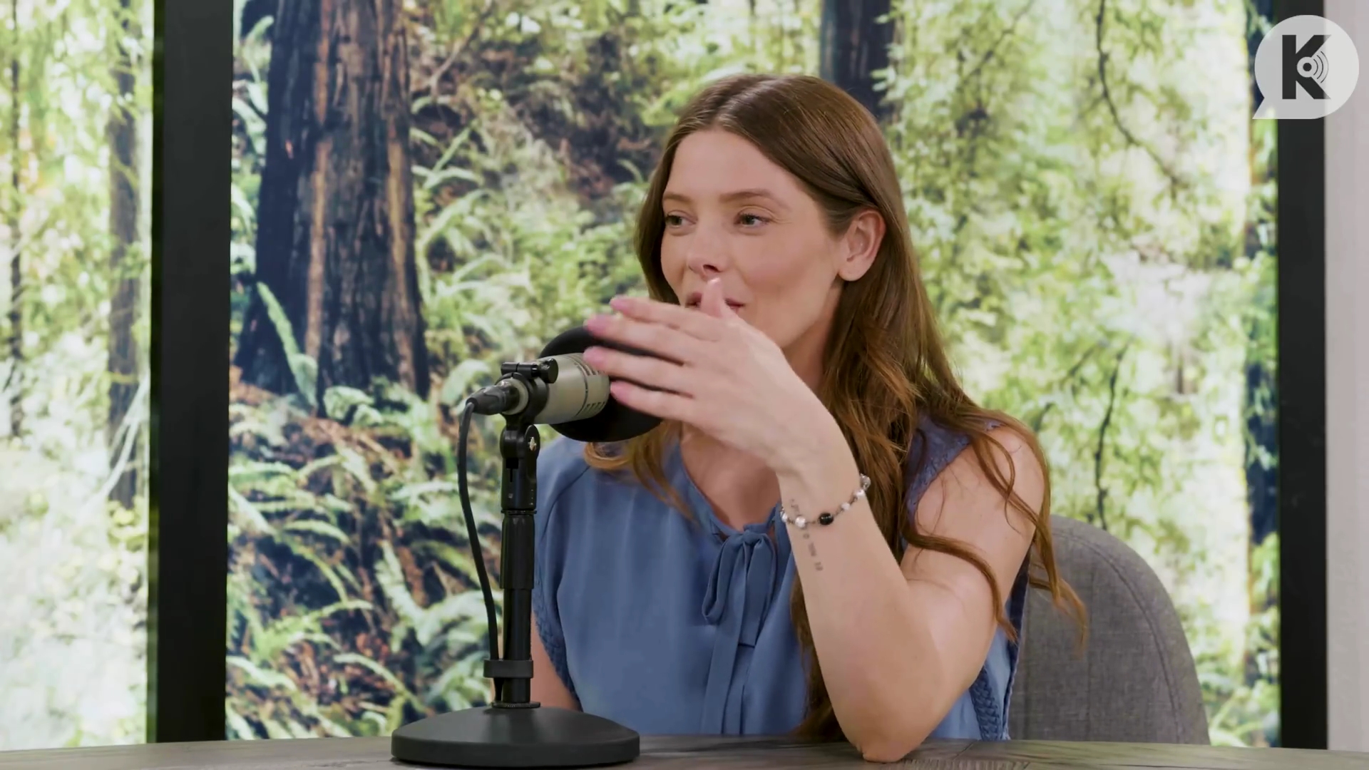 Ashley-Greene-dot-nl_TheTwilightEffect-BreakingDawnPart1RewatchPart2of3-1405.jpg Ashley-Greene-dot-nl_TheTwilightEffect-BreakingDawnPart1RewatchPart2of3-1405.jpg