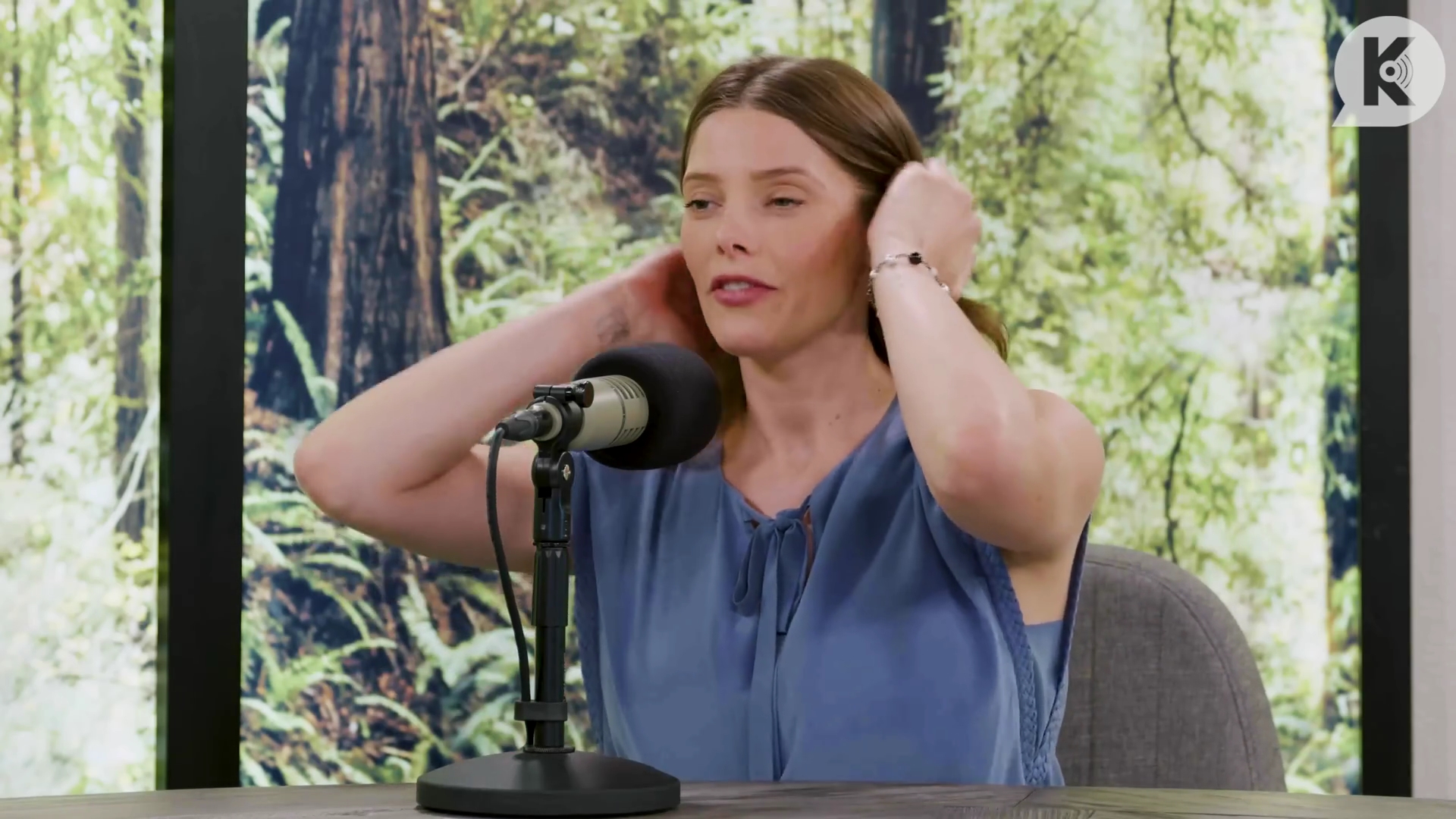 Ashley-Greene-dot-nl_TheTwilightEffect-BreakingDawnPart1RewatchPart2of3-1419.jpg Ashley-Greene-dot-nl_TheTwilightEffect-BreakingDawnPart1RewatchPart2of3-1419.jpg