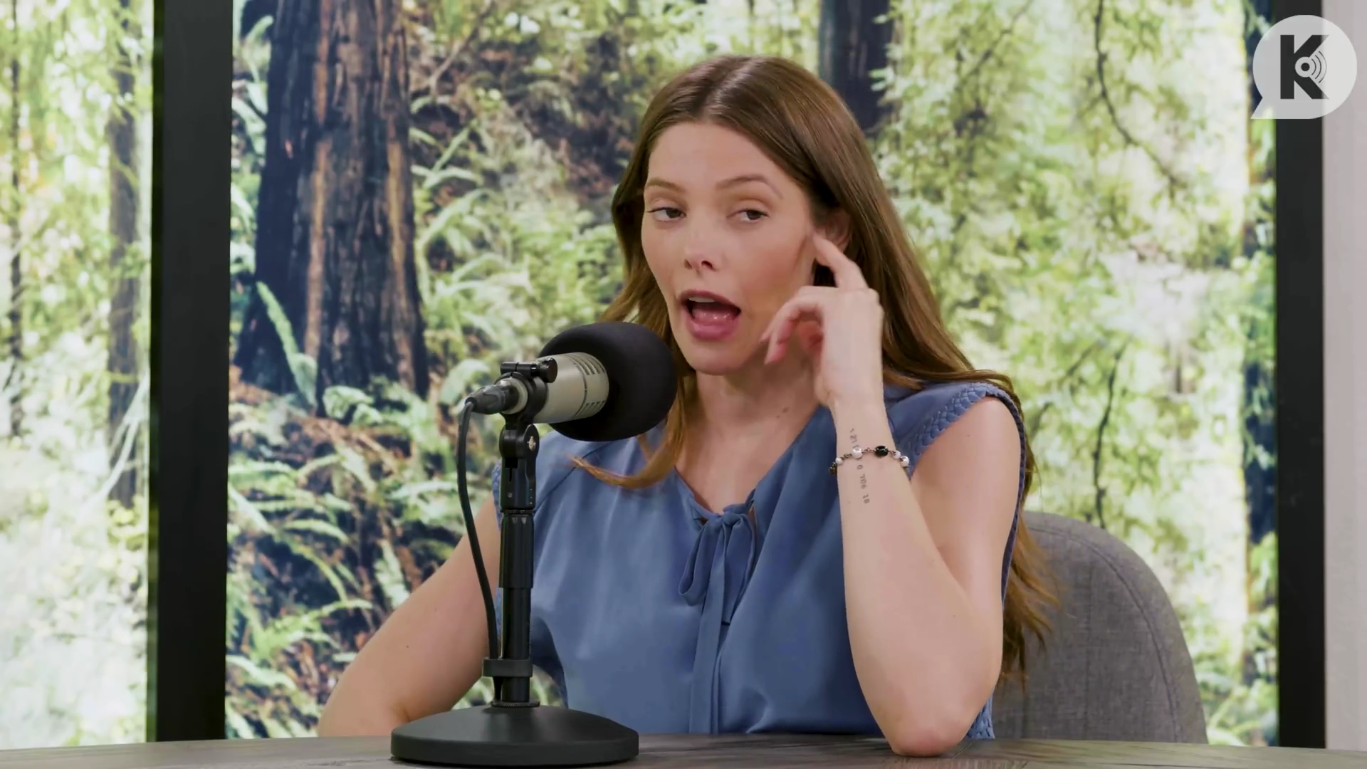 Ashley-Greene-dot-nl_TheTwilightEffect-BreakingDawnPart1RewatchPart2of3-1433.jpg Ashley-Greene-dot-nl_TheTwilightEffect-BreakingDawnPart1RewatchPart2of3-1433.jpg