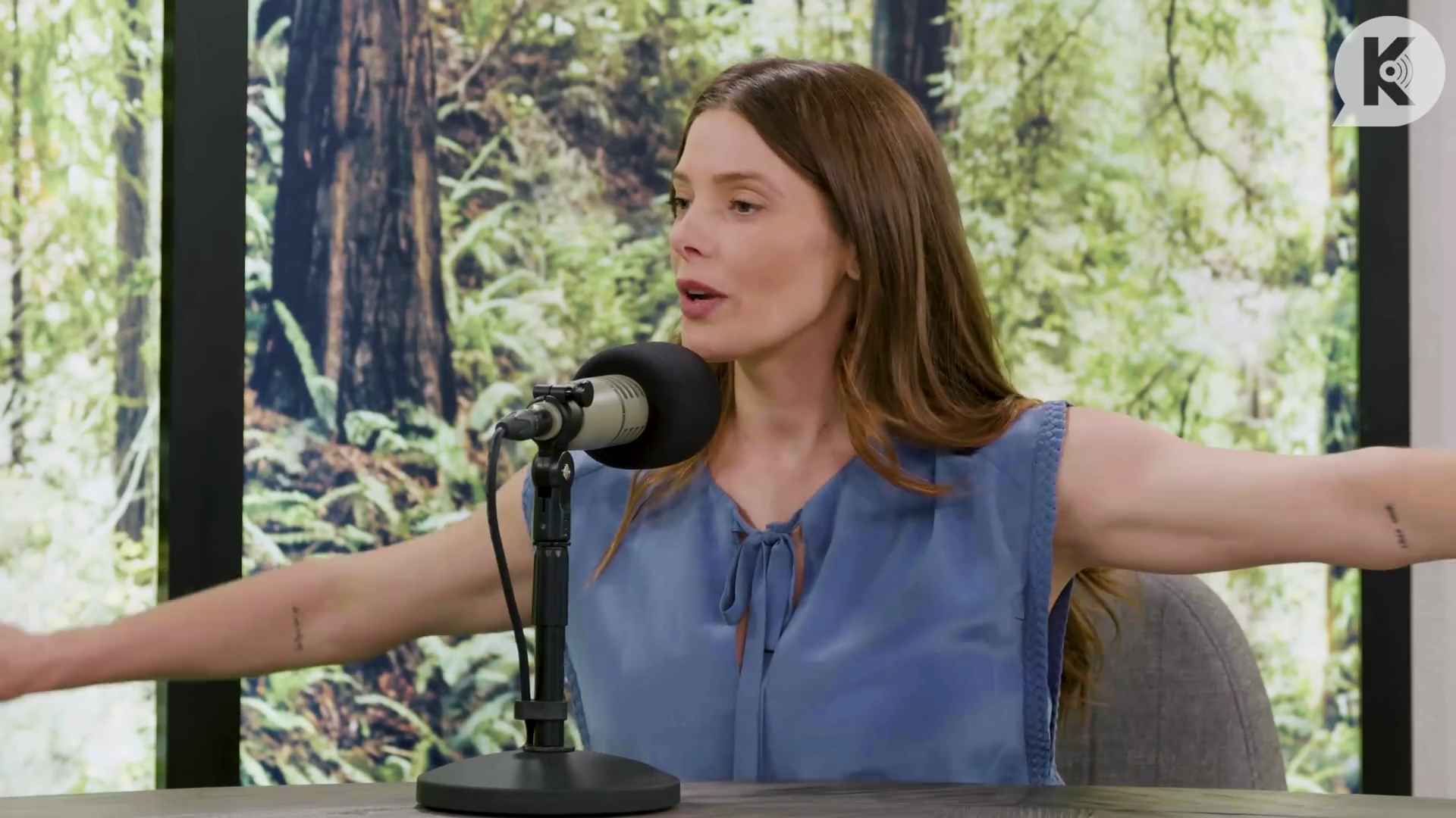 Ashley-Greene-dot-nl_TheTwilightEffect-BreakingDawnPart1RewatchPart2of3-1466.jpg Ashley-Greene-dot-nl_TheTwilightEffect-BreakingDawnPart1RewatchPart2of3-1466.jpg