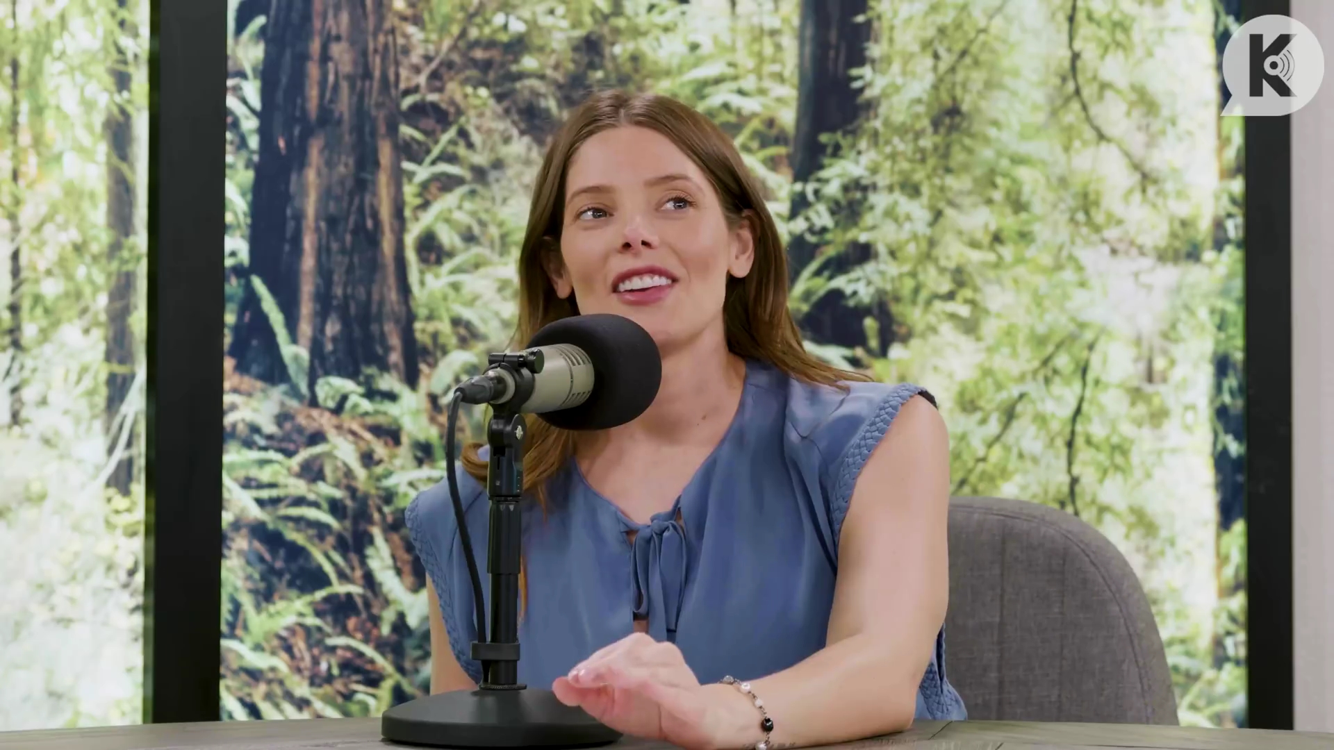 Ashley-Greene-dot-nl_TheTwilightEffect-BreakingDawnPart1RewatchPart2of3-1478.jpg Ashley-Greene-dot-nl_TheTwilightEffect-BreakingDawnPart1RewatchPart2of3-1478.jpg