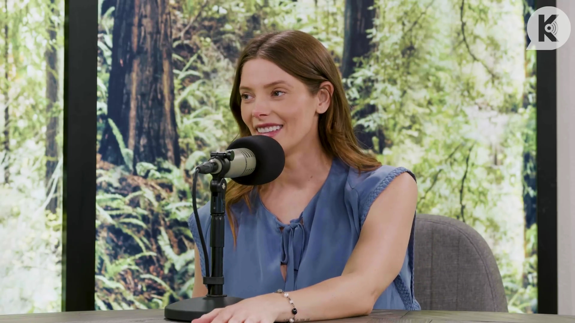 Ashley-Greene-dot-nl_TheTwilightEffect-BreakingDawnPart1RewatchPart2of3-1491.jpg Ashley-Greene-dot-nl_TheTwilightEffect-BreakingDawnPart1RewatchPart2of3-1491.jpg