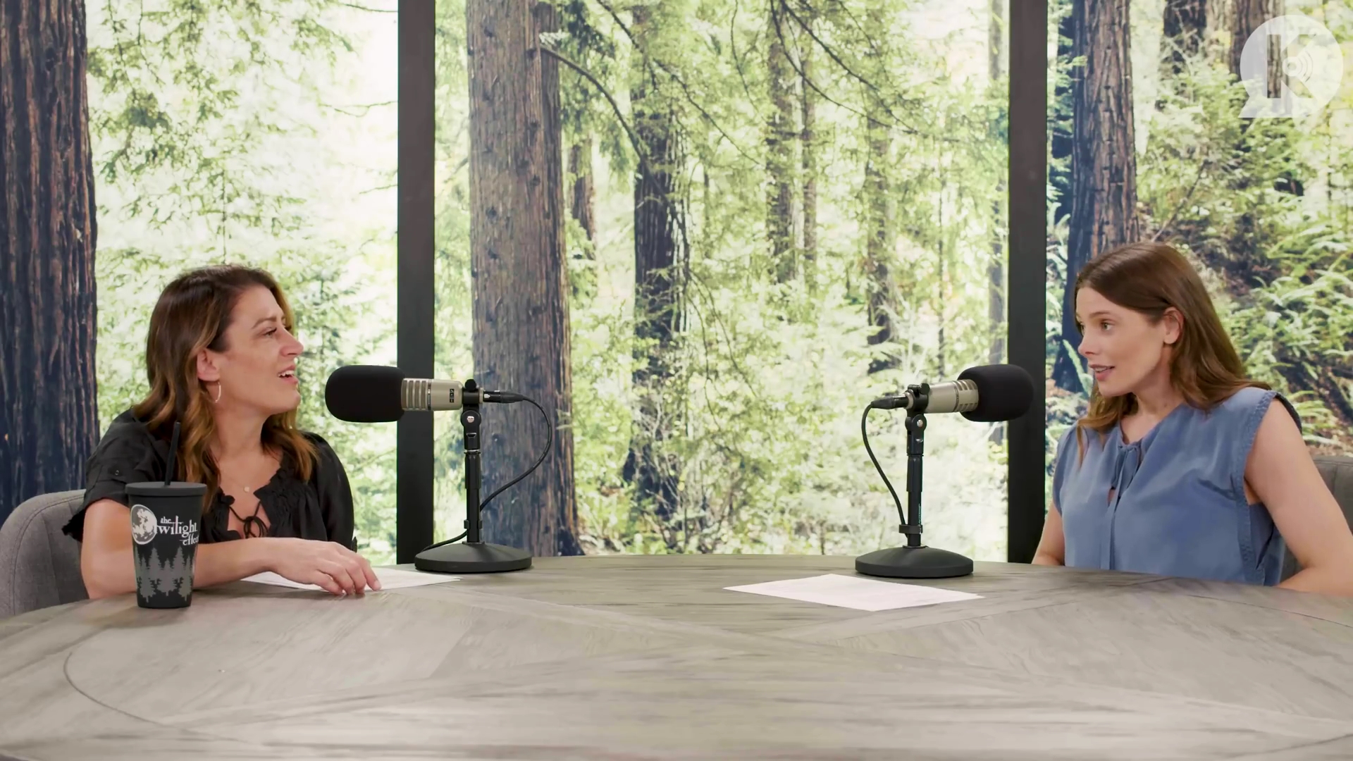 Ashley-Greene-dot-nl_TheTwilightEffect-BreakingDawnPart1RewatchPart2of3-1503.jpg Ashley-Greene-dot-nl_TheTwilightEffect-BreakingDawnPart1RewatchPart2of3-1503.jpg