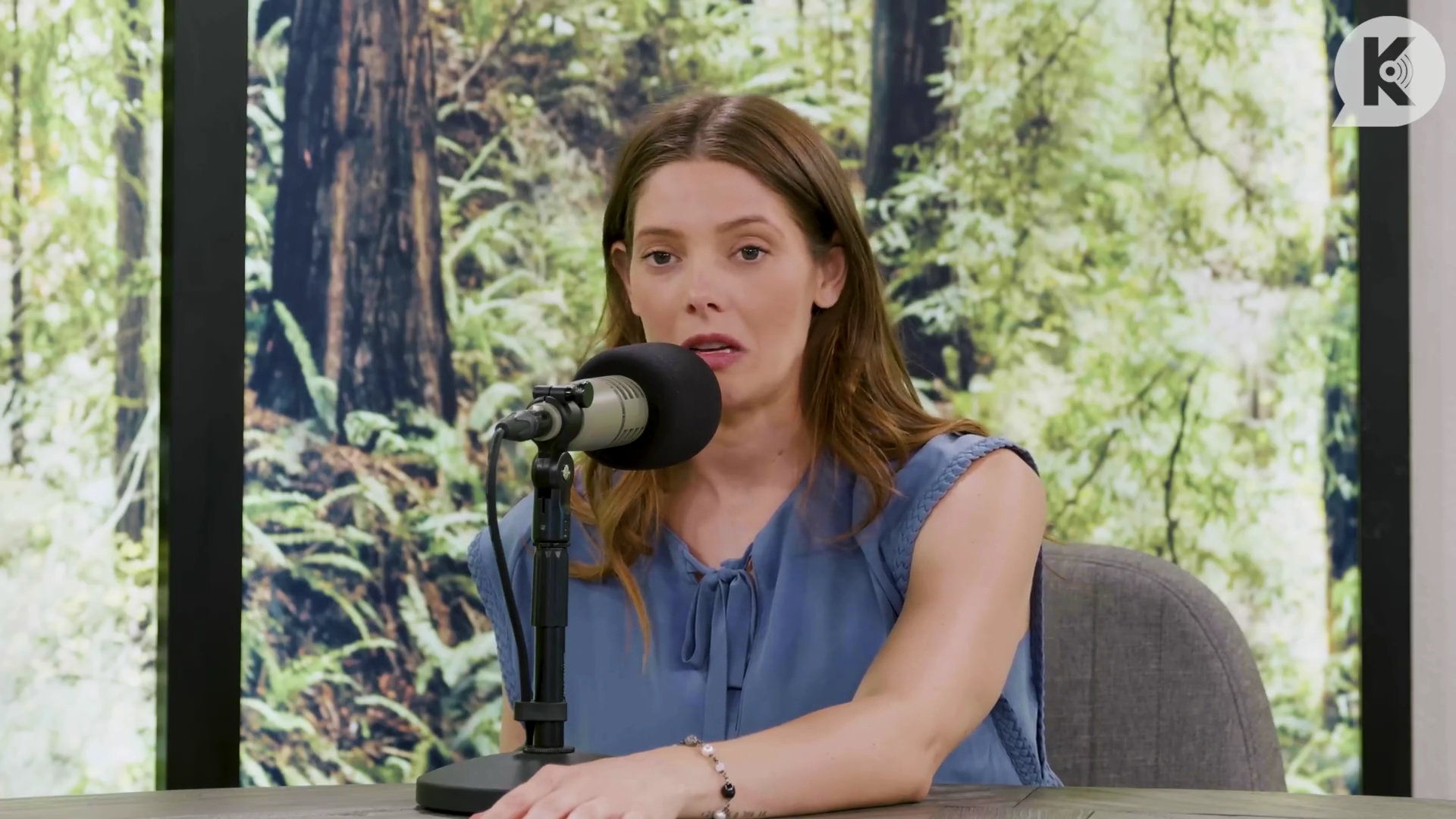 Ashley-Greene-dot-nl_TheTwilightEffect-BreakingDawnPart1RewatchPart2of3-1601.jpg Ashley-Greene-dot-nl_TheTwilightEffect-BreakingDawnPart1RewatchPart2of3-1601.jpg