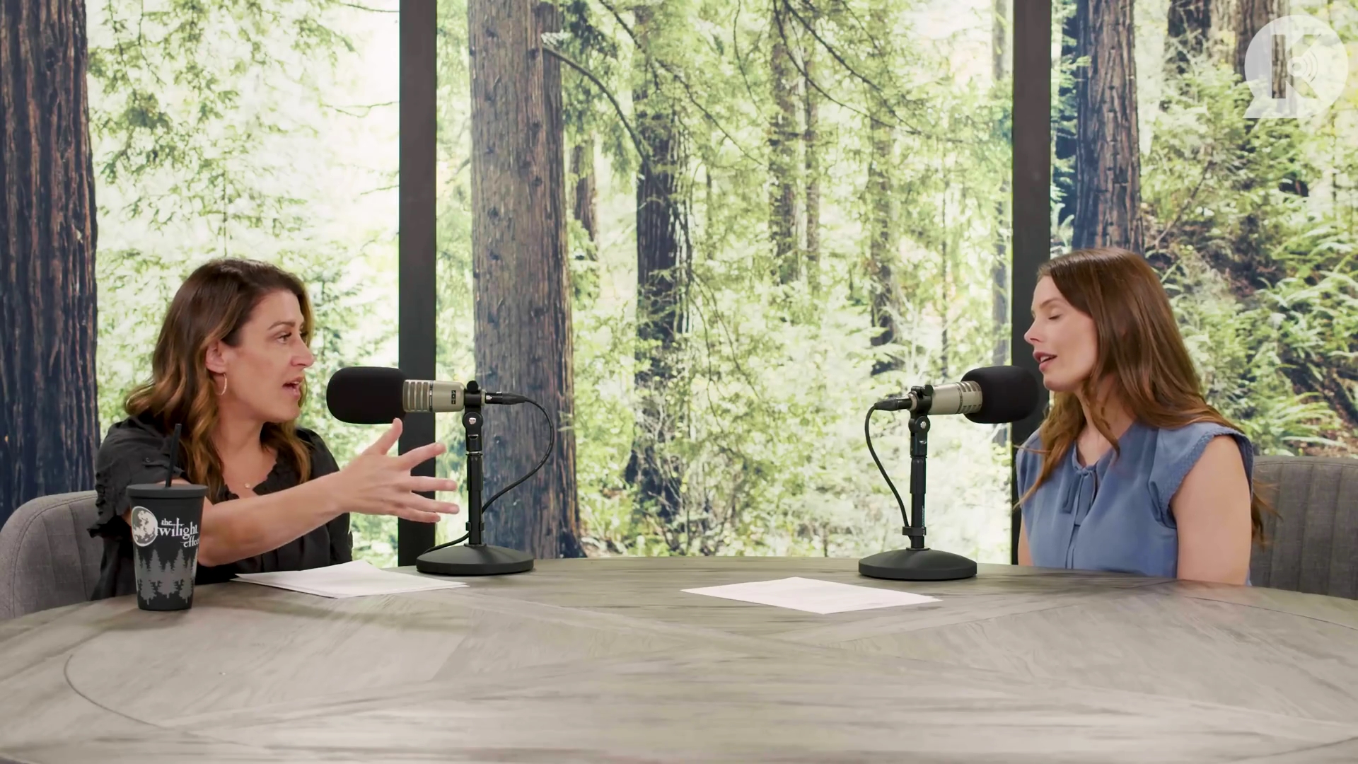 Ashley-Greene-dot-nl_TheTwilightEffect-BreakingDawnPart1RewatchPart2of3-1643.jpg Ashley-Greene-dot-nl_TheTwilightEffect-BreakingDawnPart1RewatchPart2of3-1643.jpg