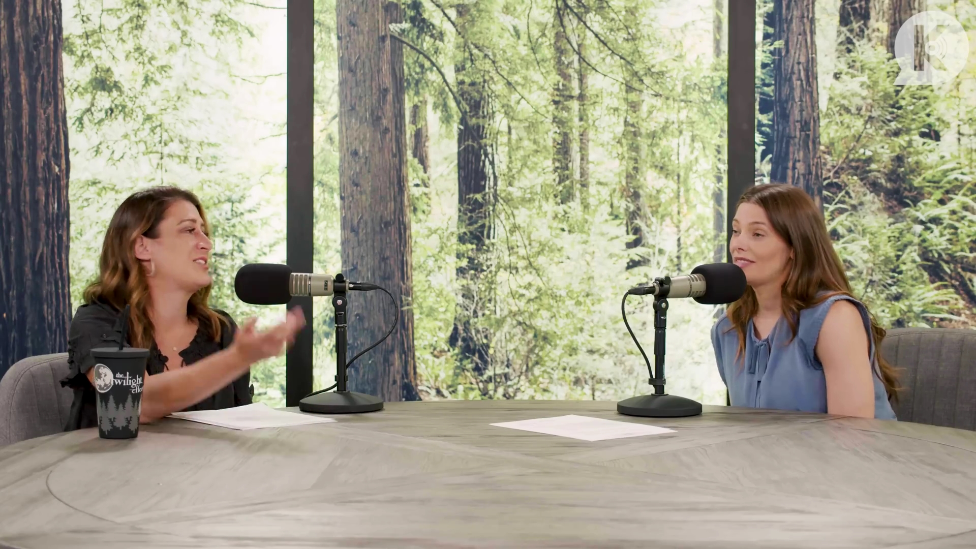 Ashley-Greene-dot-nl_TheTwilightEffect-BreakingDawnPart1RewatchPart2of3-1654.jpg Ashley-Greene-dot-nl_TheTwilightEffect-BreakingDawnPart1RewatchPart2of3-1654.jpg