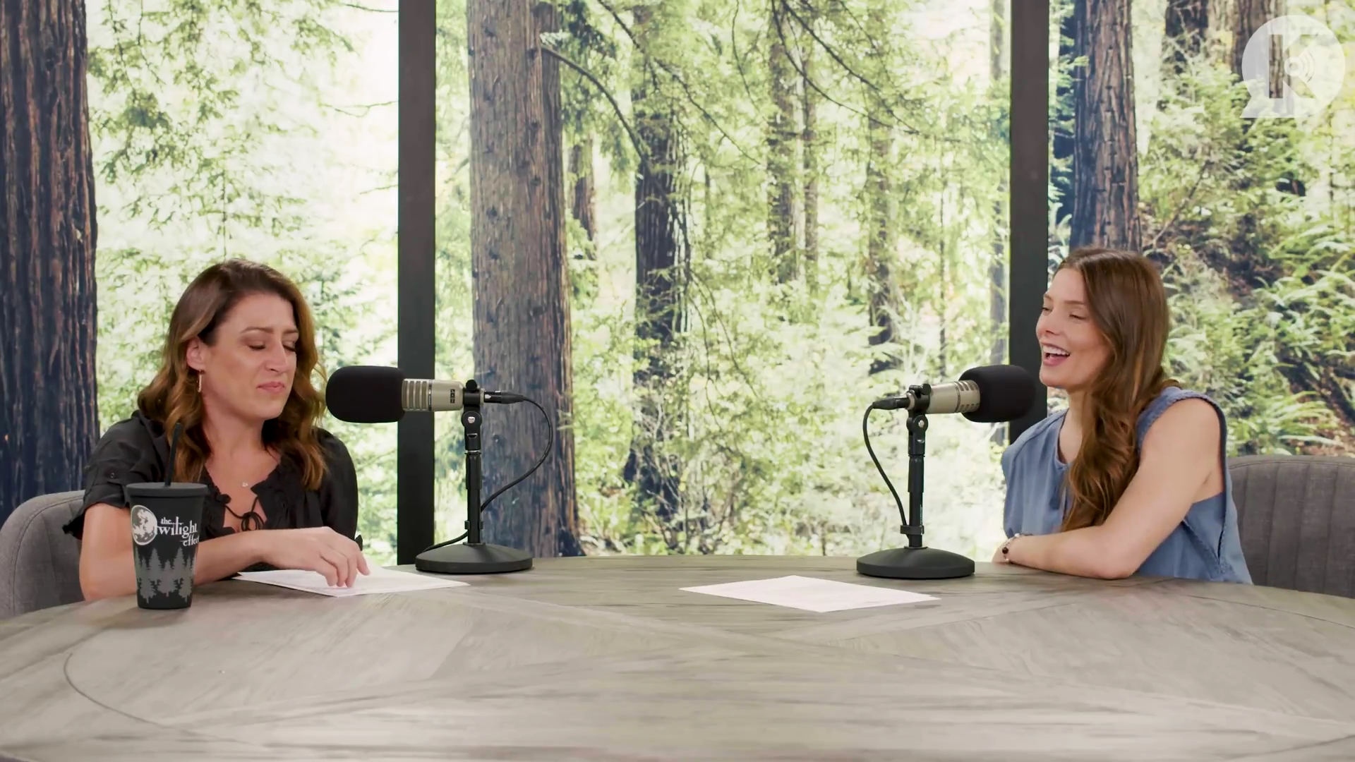 Ashley-Greene-dot-nl_TheTwilightEffect-BreakingDawnPart1RewatchPart2of3-1660.jpg Ashley-Greene-dot-nl_TheTwilightEffect-BreakingDawnPart1RewatchPart2of3-1660.jpg