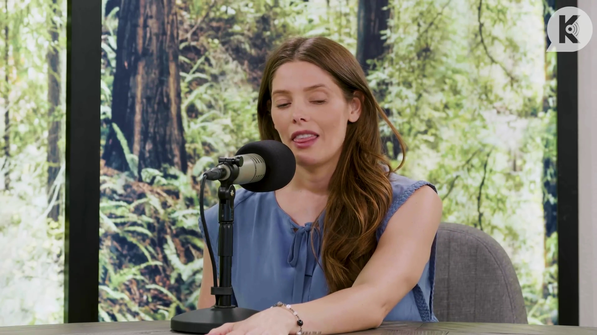 Ashley-Greene-dot-nl_TheTwilightEffect-BreakingDawnPart1RewatchPart2of3-1673.jpg Ashley-Greene-dot-nl_TheTwilightEffect-BreakingDawnPart1RewatchPart2of3-1673.jpg