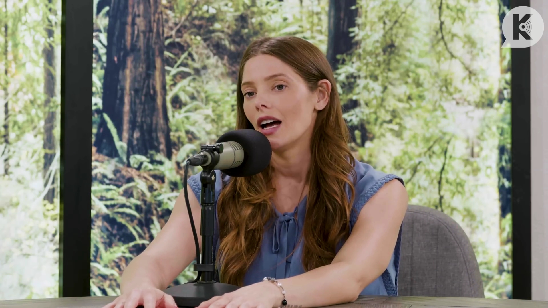 Ashley-Greene-dot-nl_TheTwilightEffect-BreakingDawnPart1RewatchPart2of3-1723.jpg Ashley-Greene-dot-nl_TheTwilightEffect-BreakingDawnPart1RewatchPart2of3-1723.jpg