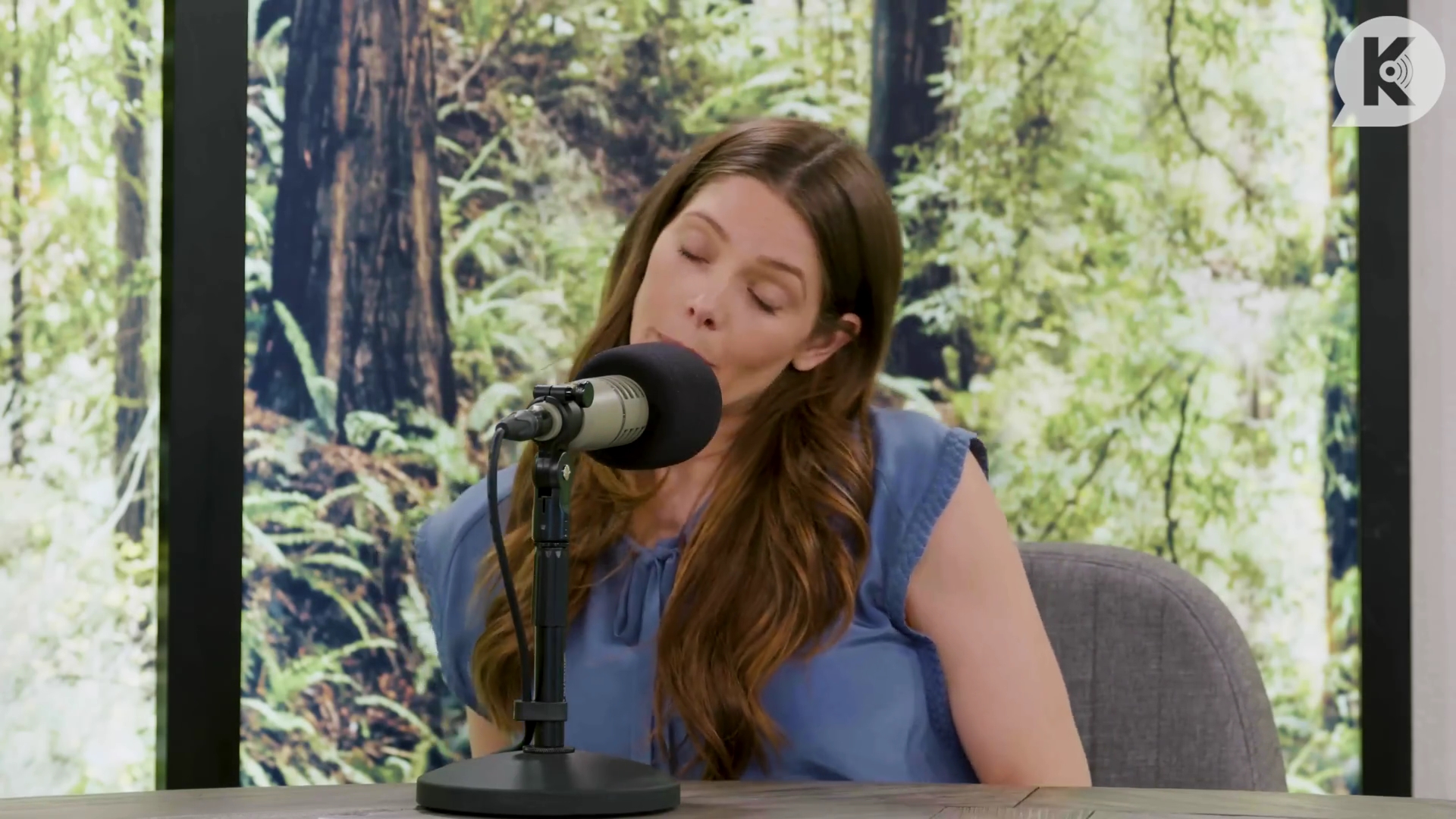 Ashley-Greene-dot-nl_TheTwilightEffect-BreakingDawnPart1RewatchPart2of3-1758.jpg Ashley-Greene-dot-nl_TheTwilightEffect-BreakingDawnPart1RewatchPart2of3-1758.jpg