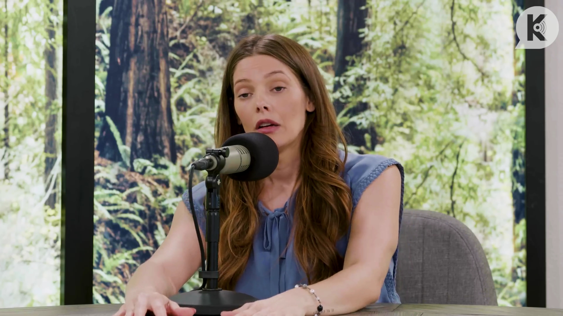 Ashley-Greene-dot-nl_TheTwilightEffect-BreakingDawnPart1RewatchPart2of3-1791.jpg Ashley-Greene-dot-nl_TheTwilightEffect-BreakingDawnPart1RewatchPart2of3-1791.jpg