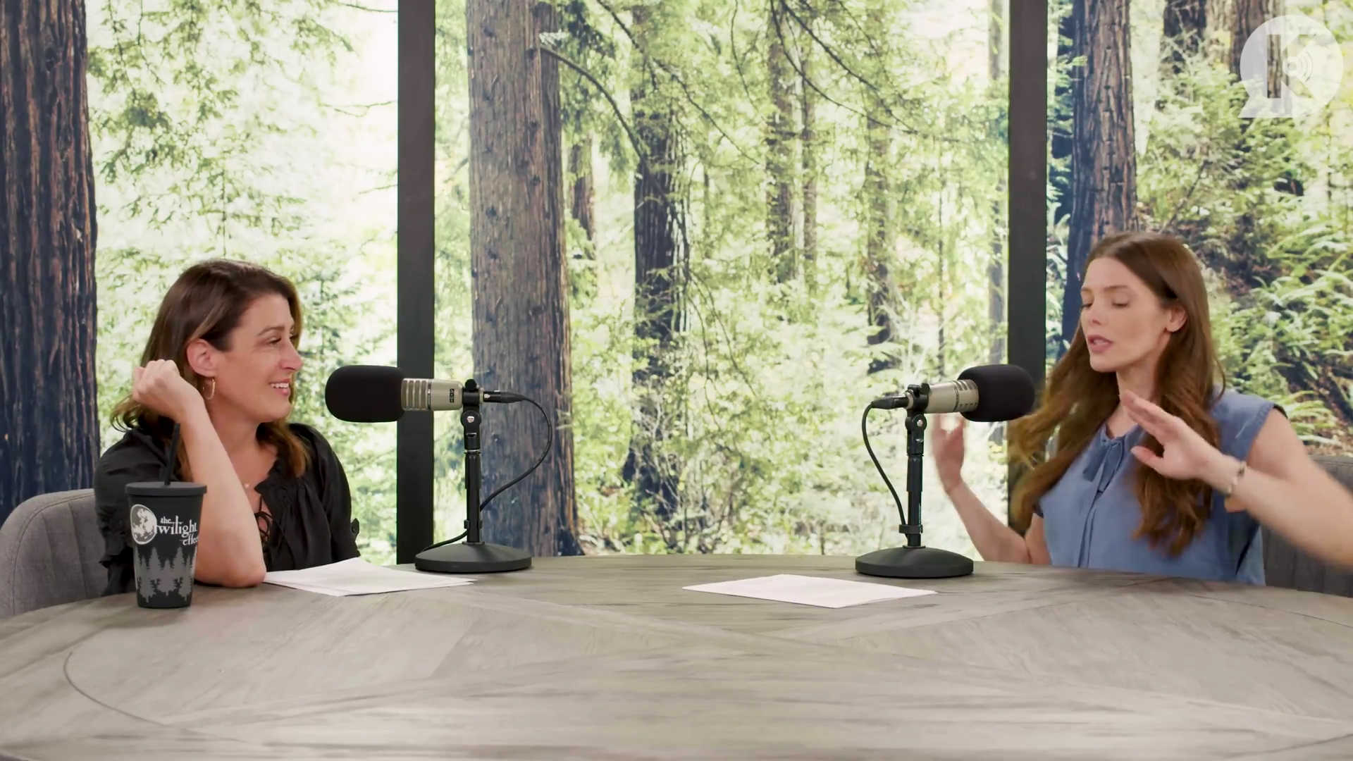 Ashley-Greene-dot-nl_TheTwilightEffect-BreakingDawnPart1RewatchPart2of3-1796.jpg Ashley-Greene-dot-nl_TheTwilightEffect-BreakingDawnPart1RewatchPart2of3-1796.jpg