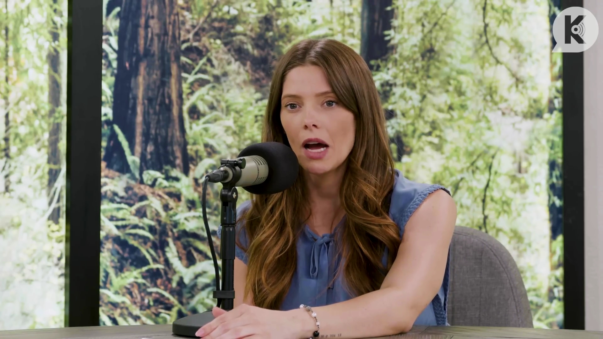 Ashley-Greene-dot-nl_TheTwilightEffect-BreakingDawnPart1RewatchPart2of3-1877.jpg Ashley-Greene-dot-nl_TheTwilightEffect-BreakingDawnPart1RewatchPart2of3-1877.jpg