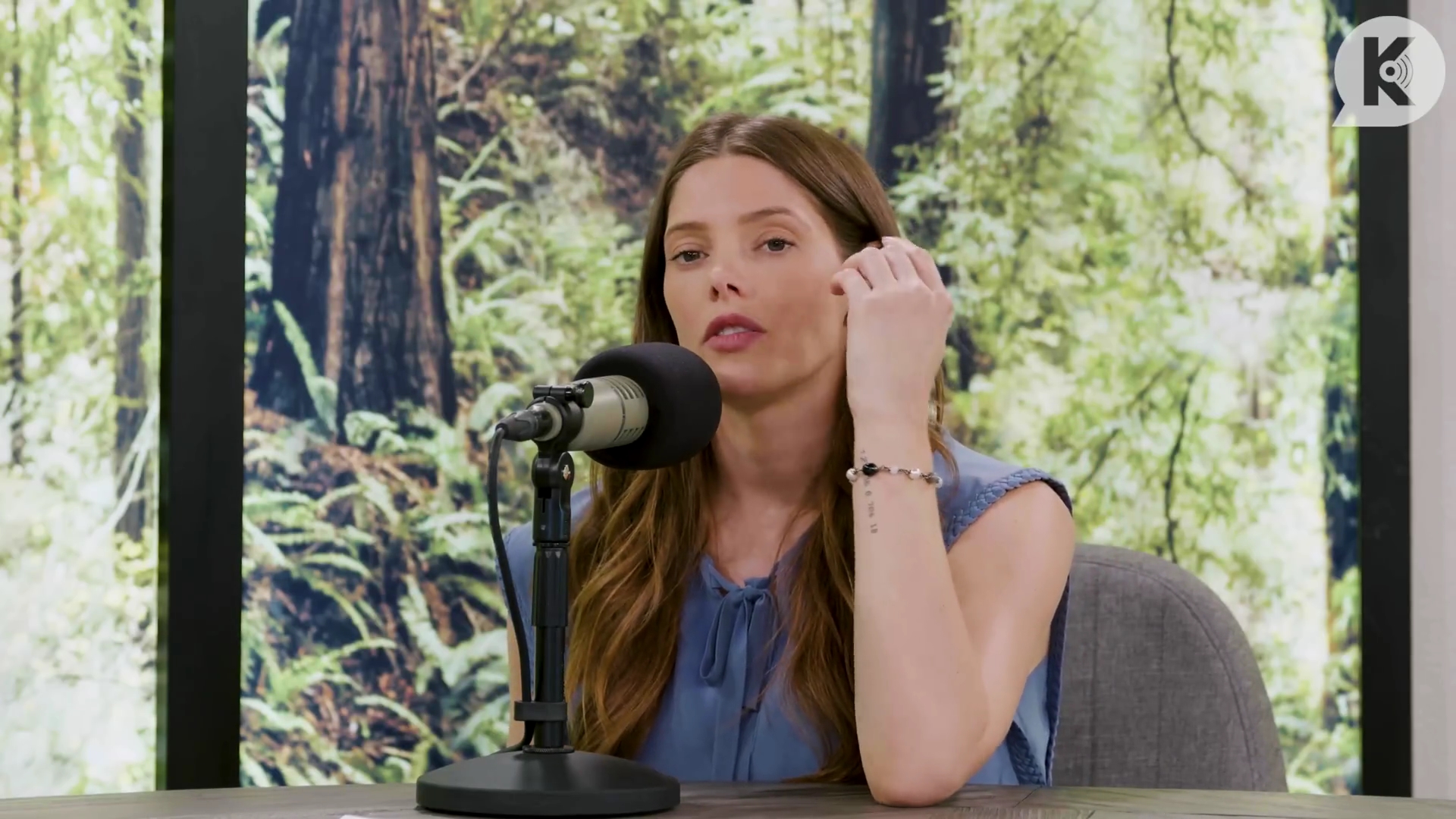 Ashley-Greene-dot-nl_TheTwilightEffect-BreakingDawnPart1RewatchPart2of3-1880.jpg Ashley-Greene-dot-nl_TheTwilightEffect-BreakingDawnPart1RewatchPart2of3-1880.jpg