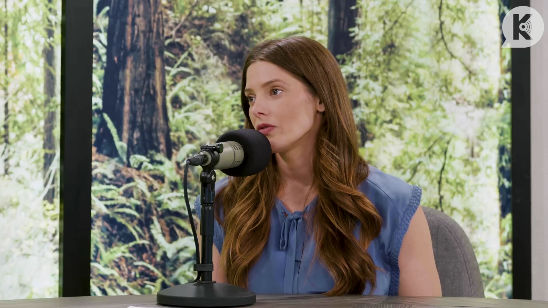 Ashley-Greene-dot-nl_TheTwilightEffect-BreakingDawnPart1RewatchPart2of3-1900.jpg