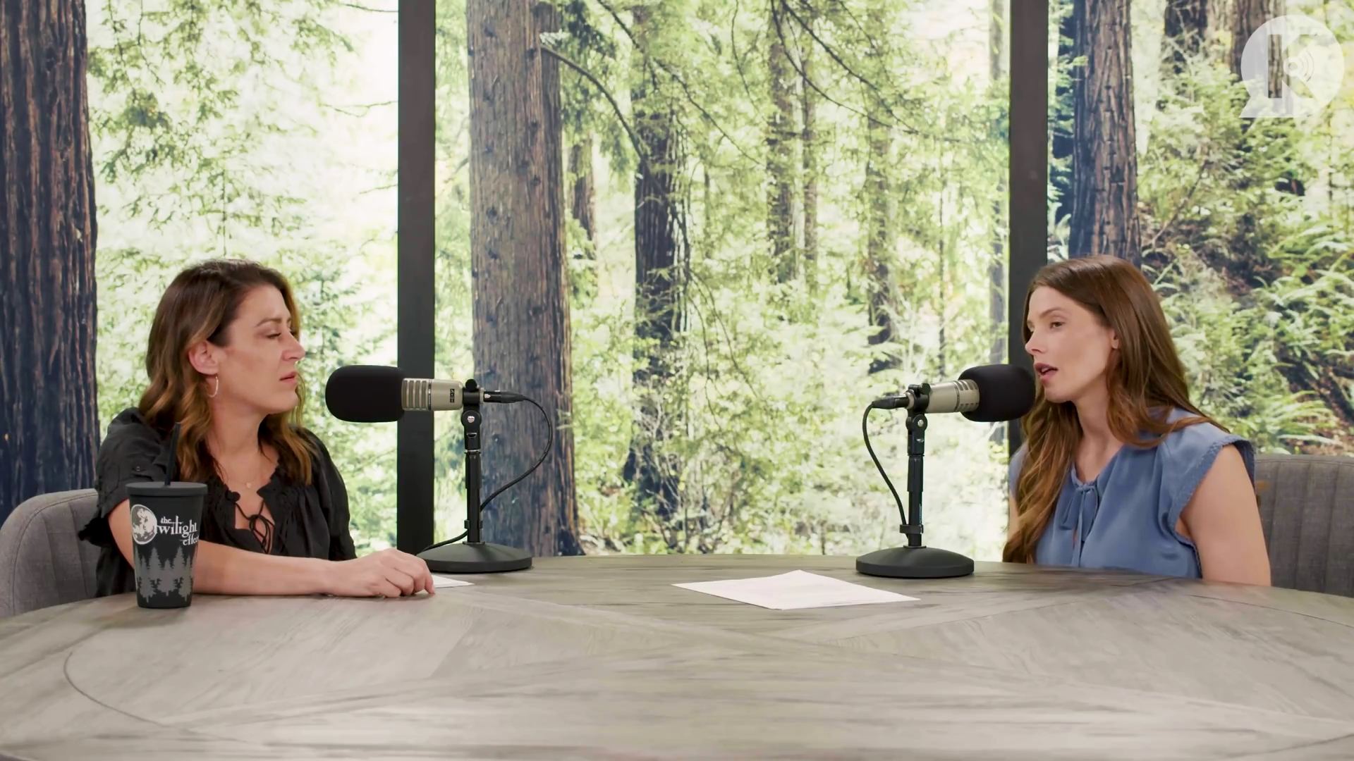 Ashley-Greene-dot-nl_TheTwilightEffect-BreakingDawnPart1RewatchPart2of3-2085.jpg Ashley-Greene-dot-nl_TheTwilightEffect-BreakingDawnPart1RewatchPart2of3-2085.jpg