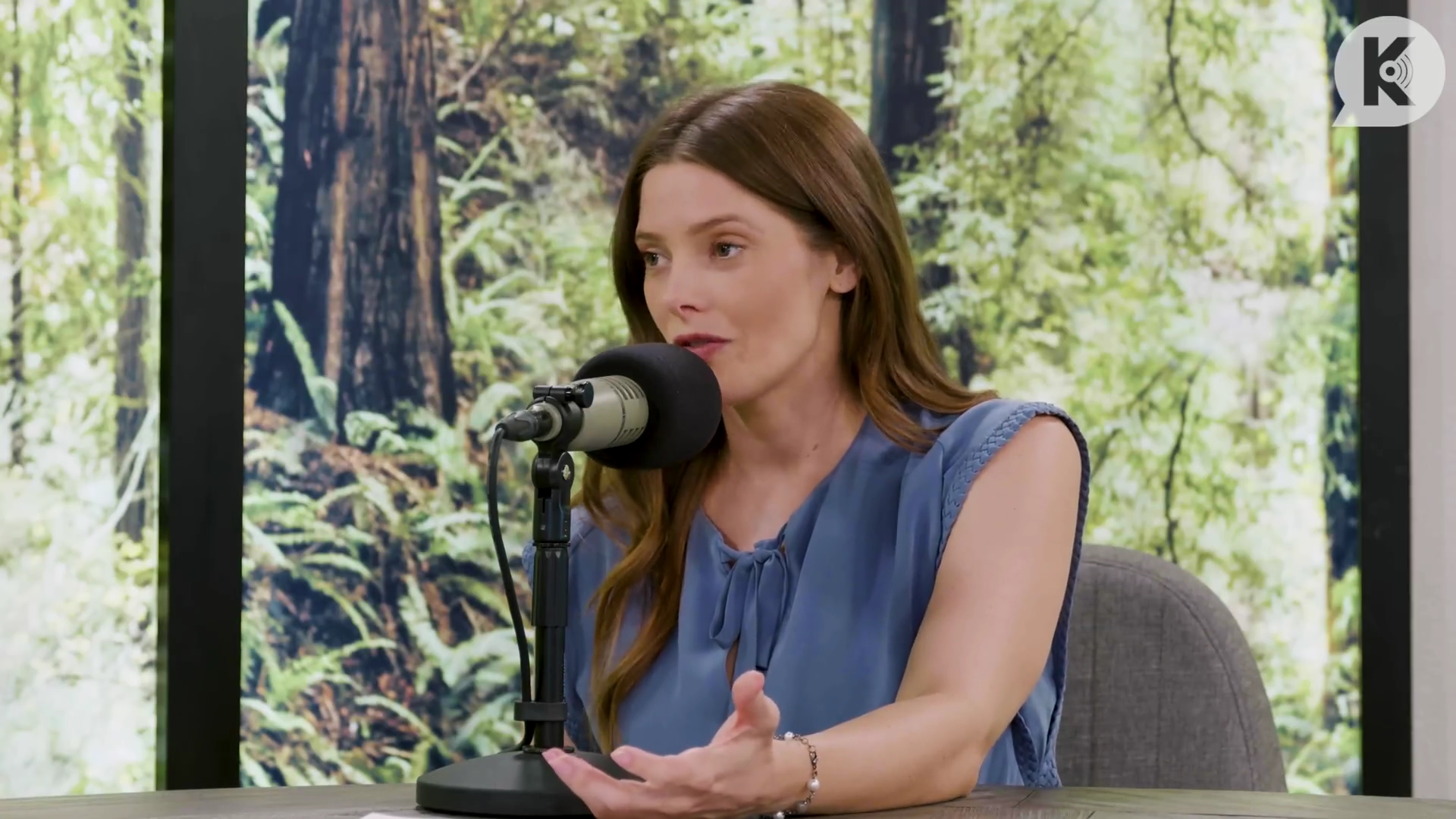 Ashley-Greene-dot-nl_TheTwilightEffect-BreakingDawnPart1RewatchPart2of3-2121.jpg Ashley-Greene-dot-nl_TheTwilightEffect-BreakingDawnPart1RewatchPart2of3-2121.jpg