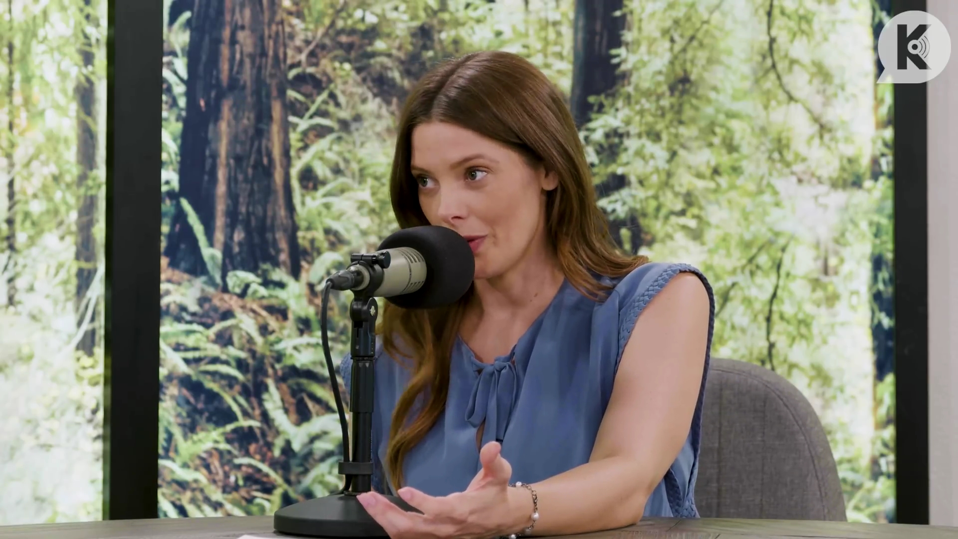 Ashley-Greene-dot-nl_TheTwilightEffect-BreakingDawnPart1RewatchPart2of3-2122.jpg Ashley-Greene-dot-nl_TheTwilightEffect-BreakingDawnPart1RewatchPart2of3-2122.jpg