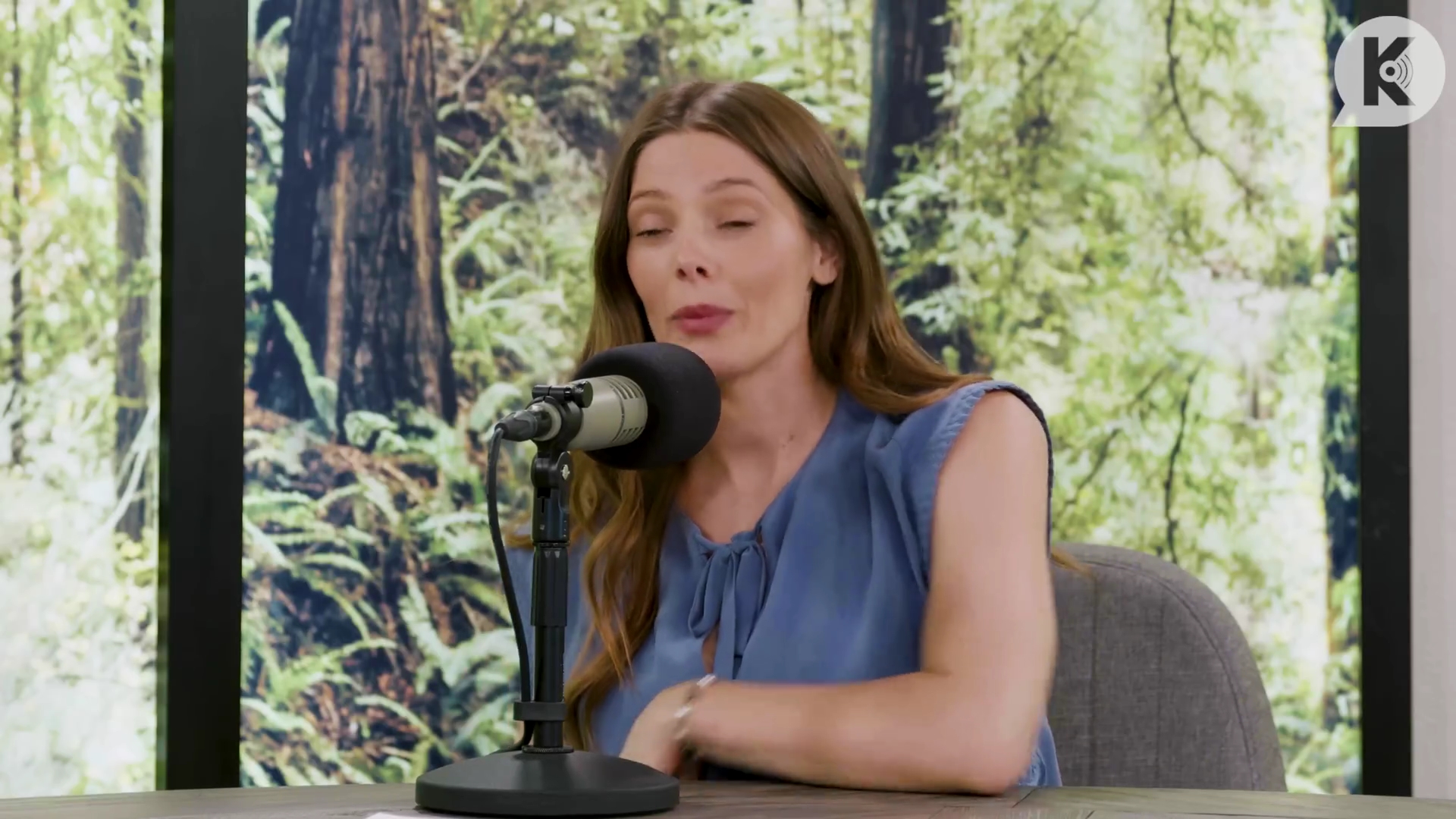 Ashley-Greene-dot-nl_TheTwilightEffect-BreakingDawnPart1RewatchPart2of3-2151.jpg Ashley-Greene-dot-nl_TheTwilightEffect-BreakingDawnPart1RewatchPart2of3-2151.jpg