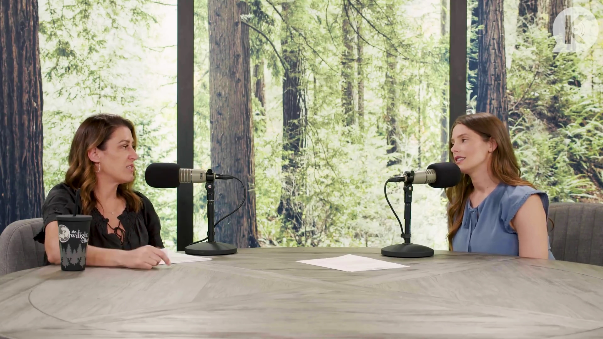 Ashley-Greene-dot-nl_TheTwilightEffect-BreakingDawnPart1RewatchPart2of3-2178.jpg Ashley-Greene-dot-nl_TheTwilightEffect-BreakingDawnPart1RewatchPart2of3-2178.jpg