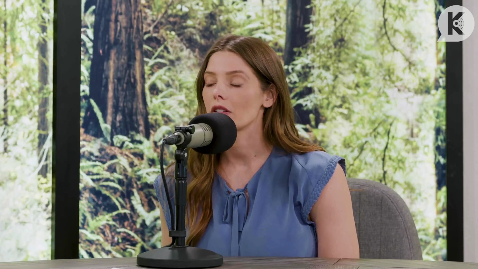 Ashley-Greene-dot-nl_TheTwilightEffect-BreakingDawnPart1RewatchPart2of3-2189.jpg Ashley-Greene-dot-nl_TheTwilightEffect-BreakingDawnPart1RewatchPart2of3-2189.jpg