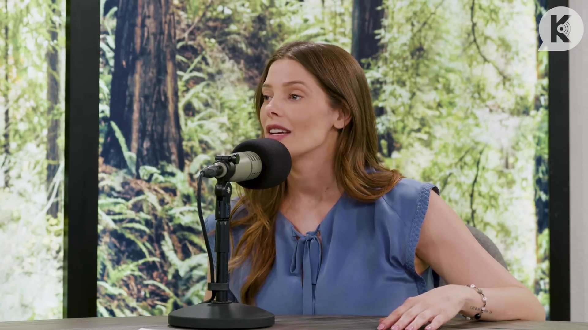 Ashley-Greene-dot-nl_TheTwilightEffect-BreakingDawnPart1RewatchPart2of3-2286.jpg Ashley-Greene-dot-nl_TheTwilightEffect-BreakingDawnPart1RewatchPart2of3-2286.jpg