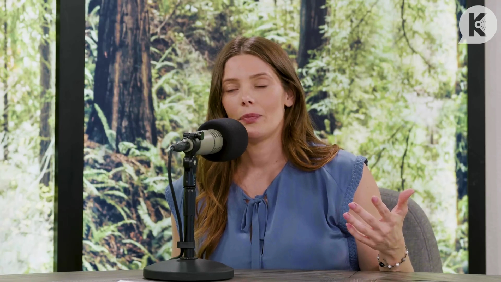 Ashley-Greene-dot-nl_TheTwilightEffect-BreakingDawnPart1RewatchPart2of3-2297.jpg Ashley-Greene-dot-nl_TheTwilightEffect-BreakingDawnPart1RewatchPart2of3-2297.jpg