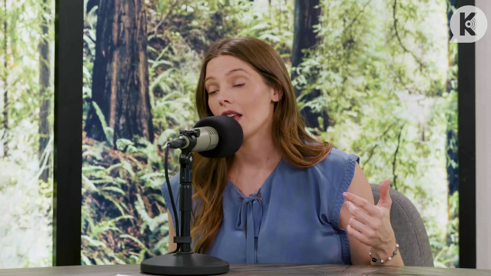 Ashley-Greene-dot-nl_TheTwilightEffect-BreakingDawnPart1RewatchPart2of3-2301.jpg Ashley-Greene-dot-nl_TheTwilightEffect-BreakingDawnPart1RewatchPart2of3-2301.jpg