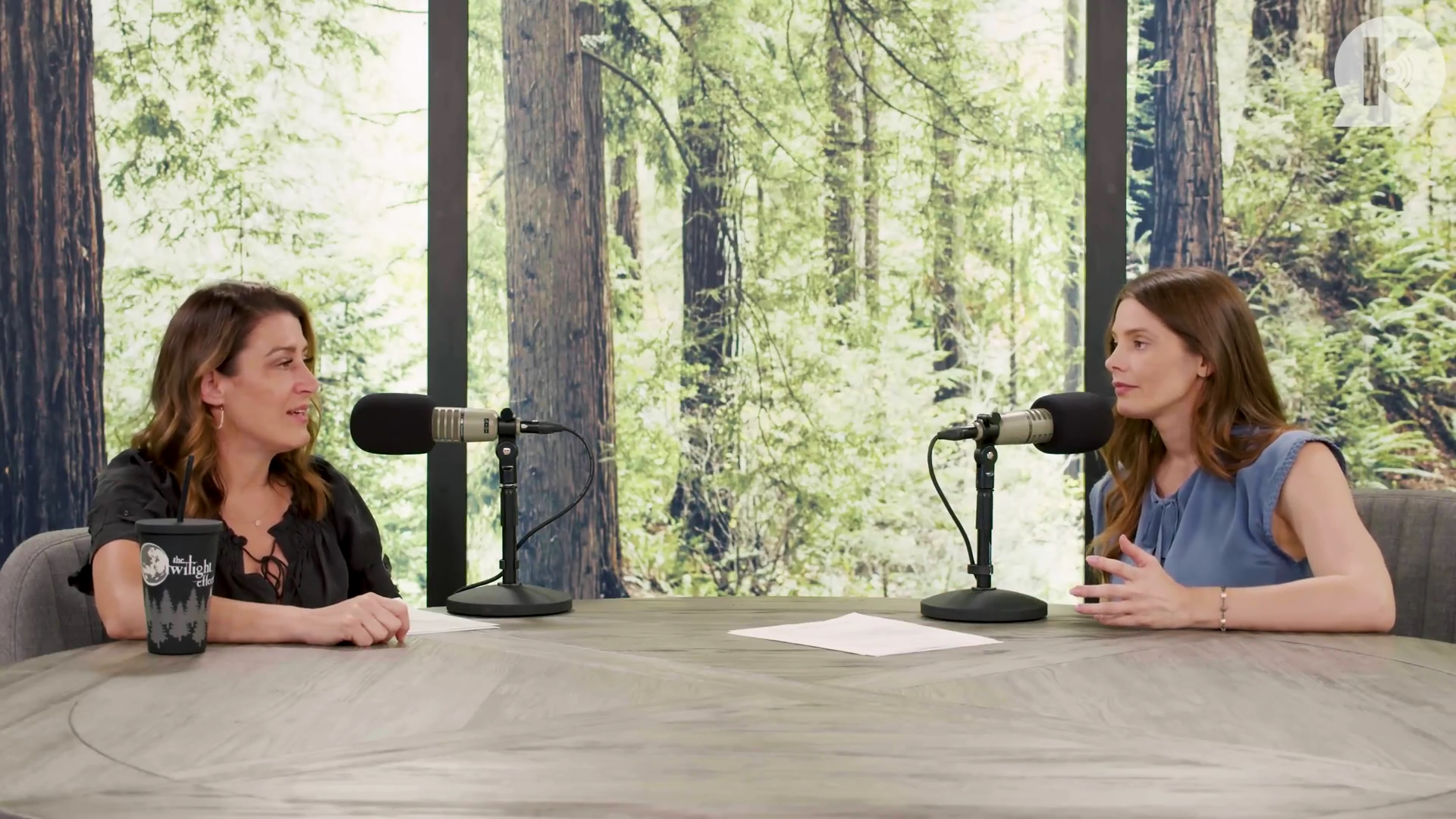 Ashley-Greene-dot-nl_TheTwilightEffect-BreakingDawnPart1RewatchPart2of3-2312.jpg Ashley-Greene-dot-nl_TheTwilightEffect-BreakingDawnPart1RewatchPart2of3-2312.jpg