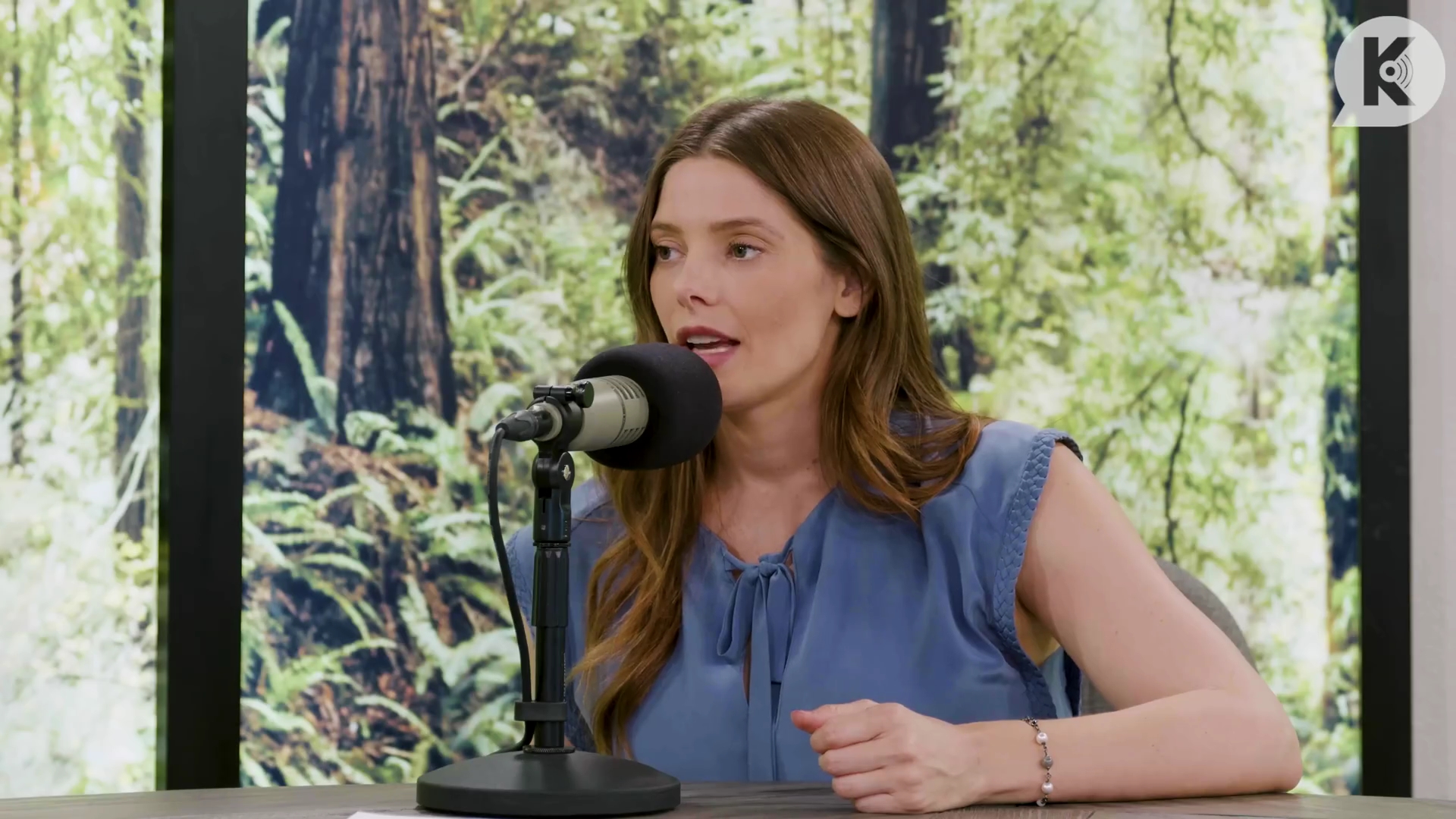 Ashley-Greene-dot-nl_TheTwilightEffect-BreakingDawnPart1RewatchPart2of3-2313.jpg Ashley-Greene-dot-nl_TheTwilightEffect-BreakingDawnPart1RewatchPart2of3-2313.jpg