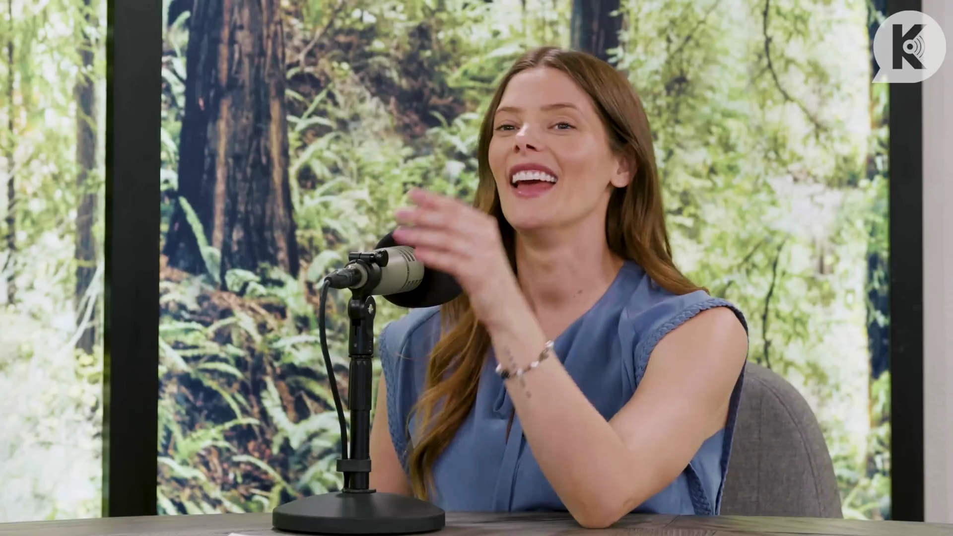 Ashley-Greene-dot-nl_TheTwilightEffect-BreakingDawnPart1RewatchPart2of3-2360.jpg Ashley-Greene-dot-nl_TheTwilightEffect-BreakingDawnPart1RewatchPart2of3-2360.jpg