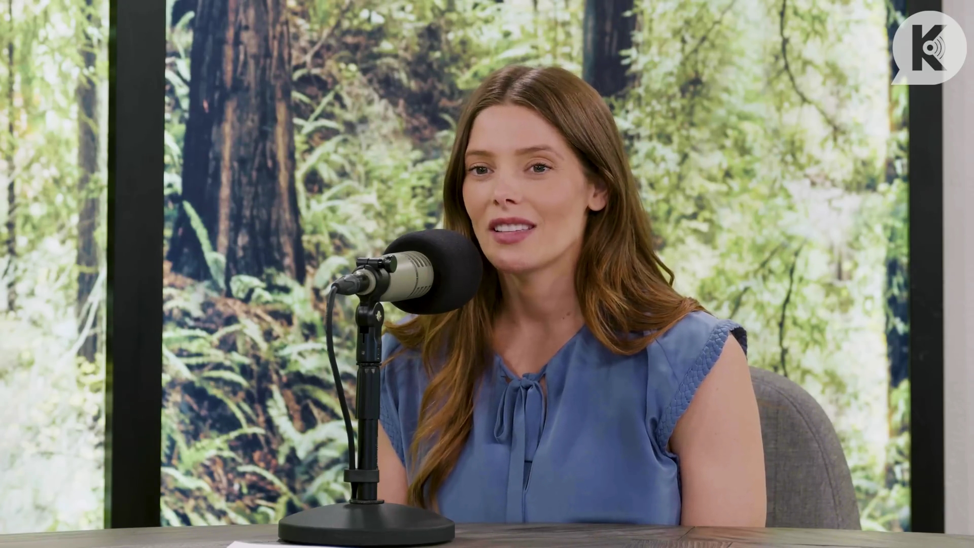 Ashley-Greene-dot-nl_TheTwilightEffect-BreakingDawnPart1RewatchPart2of3-2424.jpg