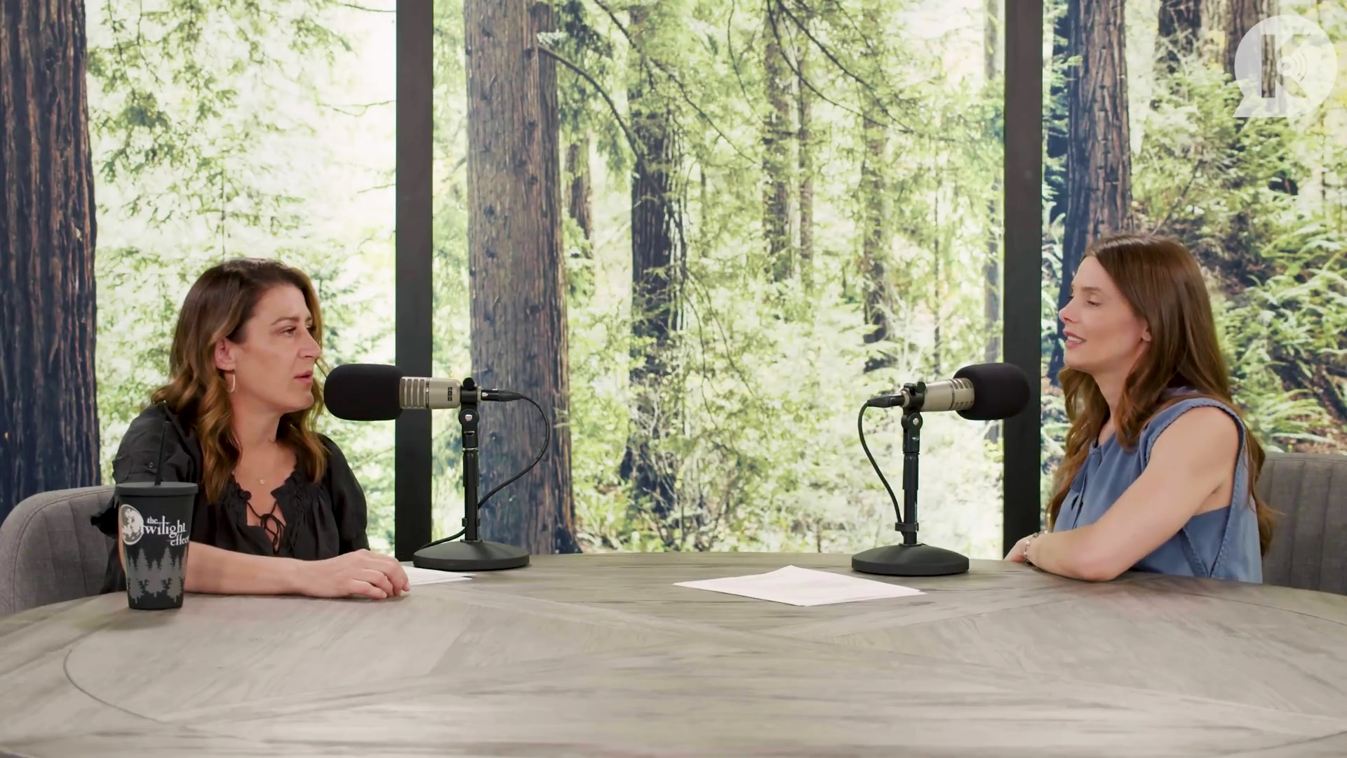 Ashley-Greene-dot-nl_TheTwilightEffect-BreakingDawnPart1RewatchPart2of3-2484.jpg Ashley-Greene-dot-nl_TheTwilightEffect-BreakingDawnPart1RewatchPart2of3-2484.jpg