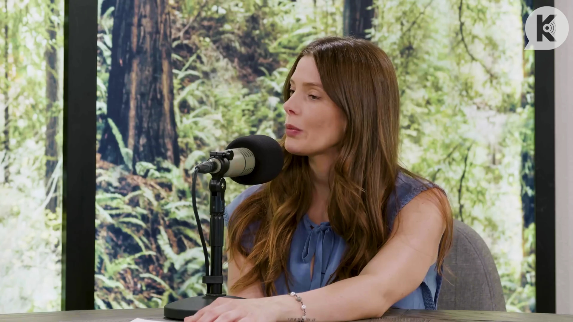 Ashley-Greene-dot-nl_TheTwilightEffect-BreakingDawnPart1RewatchPart2of3-2518.jpg Ashley-Greene-dot-nl_TheTwilightEffect-BreakingDawnPart1RewatchPart2of3-2518.jpg