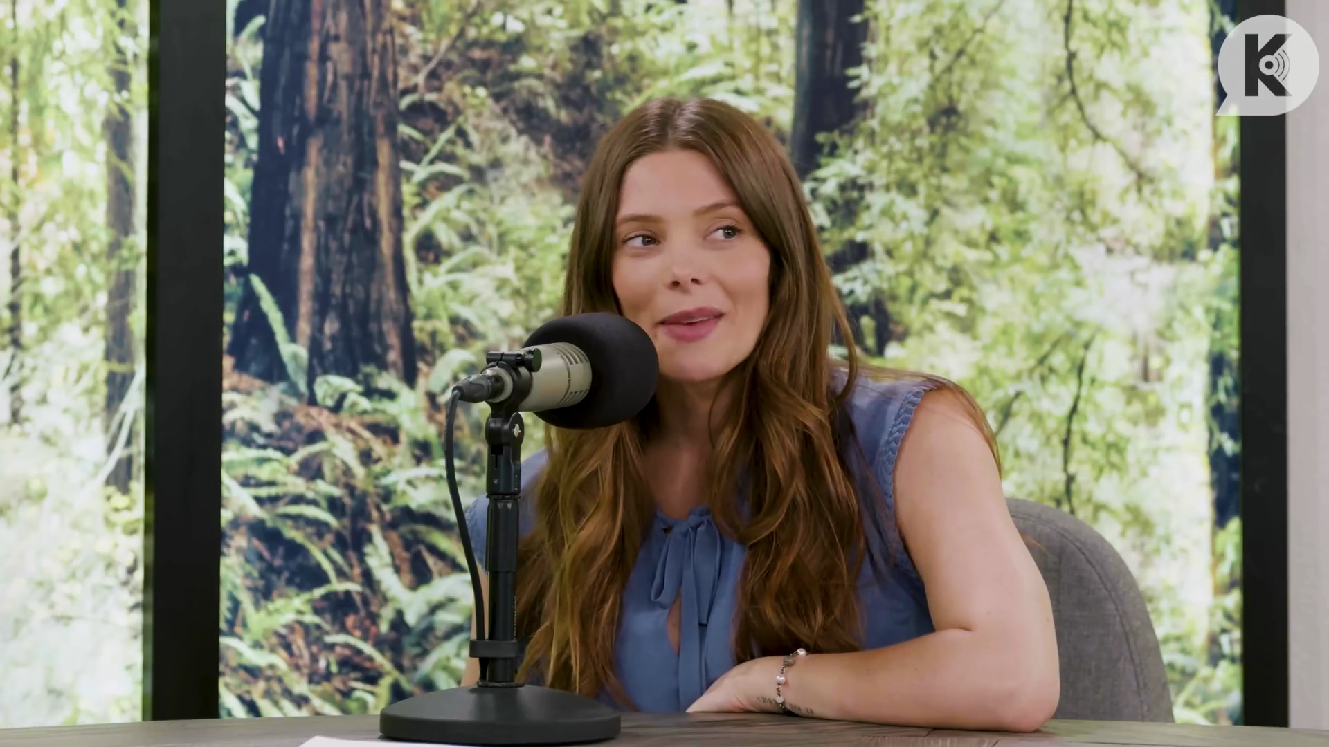 Ashley-Greene-dot-nl_TheTwilightEffect-BreakingDawnPart1RewatchPart2of3-2524.jpg Ashley-Greene-dot-nl_TheTwilightEffect-BreakingDawnPart1RewatchPart2of3-2524.jpg