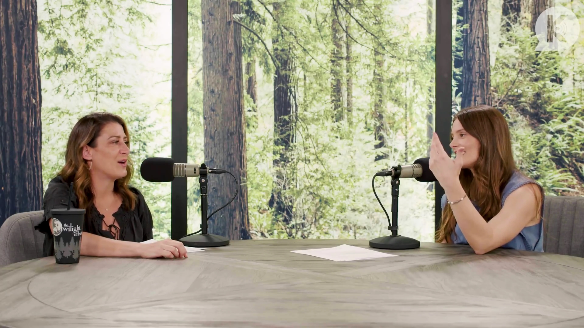 Ashley-Greene-dot-nl_TheTwilightEffect-BreakingDawnPart1RewatchPart2of3-2532.jpg Ashley-Greene-dot-nl_TheTwilightEffect-BreakingDawnPart1RewatchPart2of3-2532.jpg