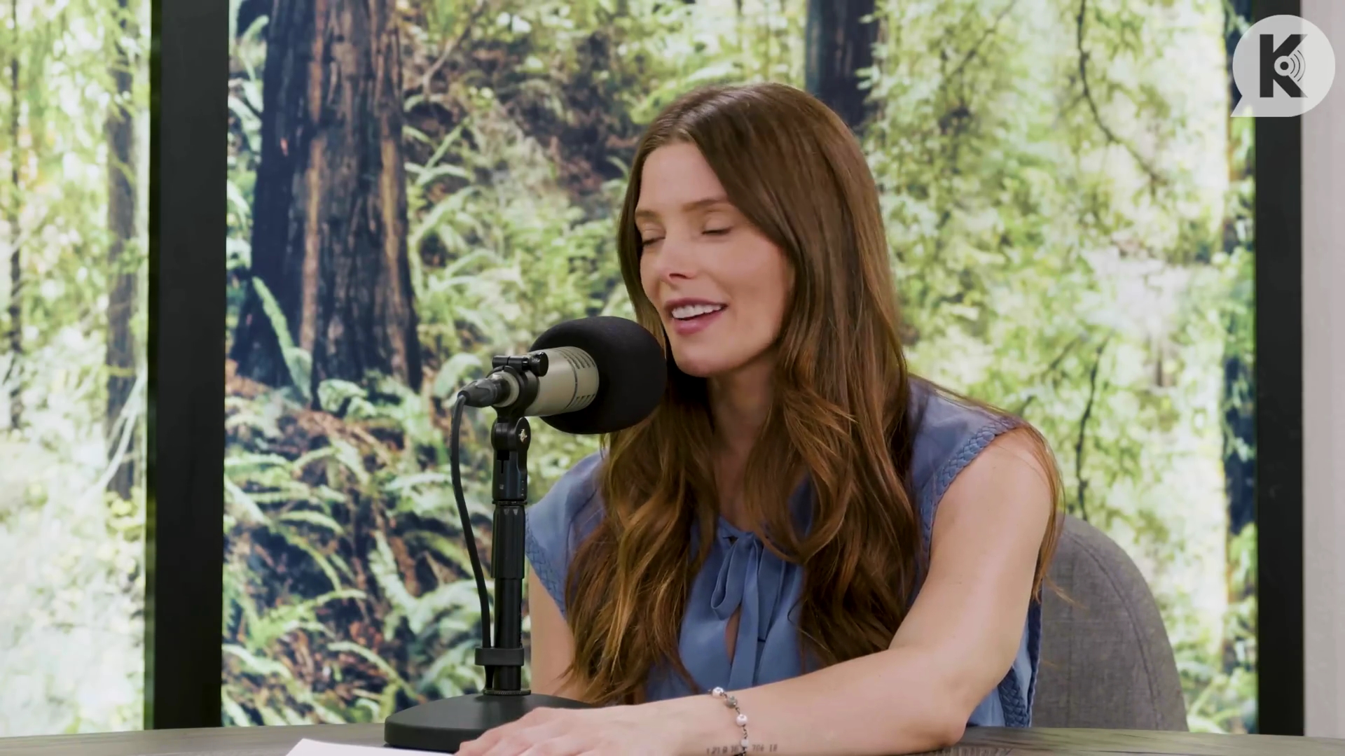 Ashley-Greene-dot-nl_TheTwilightEffect-BreakingDawnPart1RewatchPart2of3-2544.jpg Ashley-Greene-dot-nl_TheTwilightEffect-BreakingDawnPart1RewatchPart2of3-2544.jpg