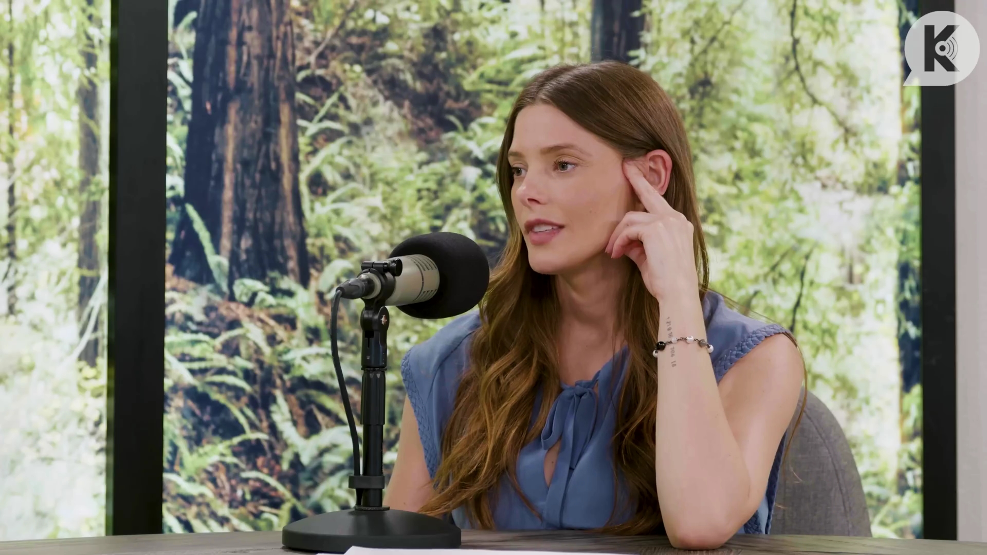 Ashley-Greene-dot-nl_TheTwilightEffect-BreakingDawnPart1RewatchPart2of3-2622.jpg