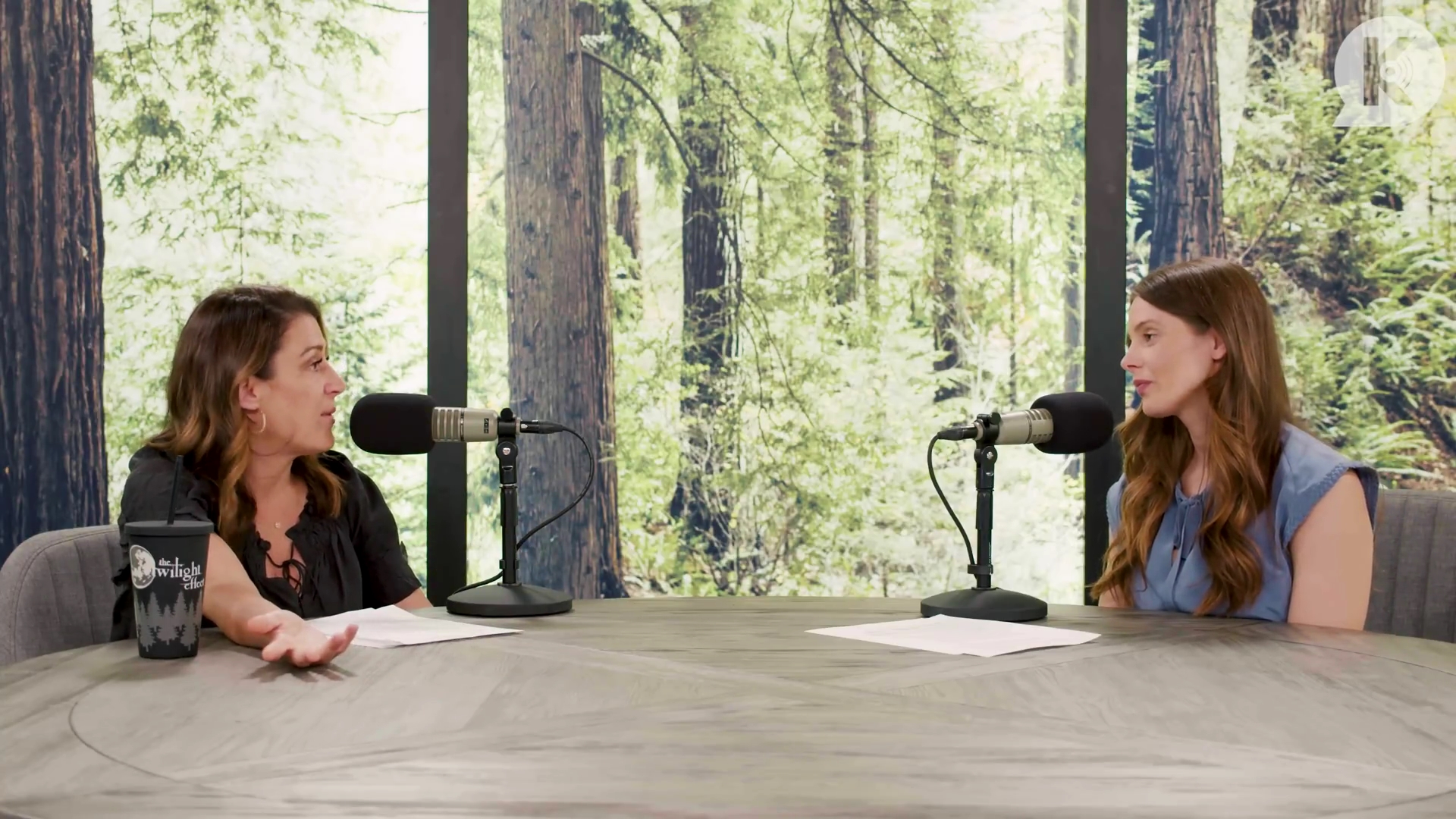 Ashley-Greene-dot-nl_TheTwilightEffect-BreakingDawnPart1RewatchPart2of3-2638.jpg Ashley-Greene-dot-nl_TheTwilightEffect-BreakingDawnPart1RewatchPart2of3-2638.jpg