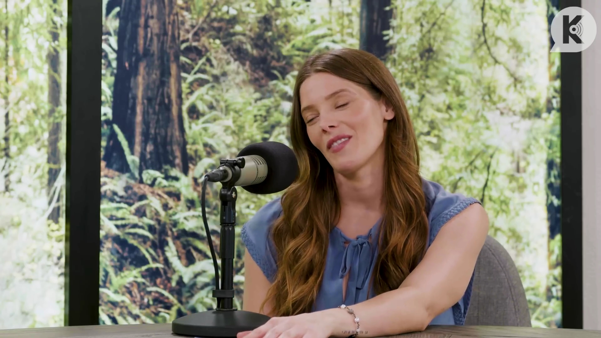 Ashley-Greene-dot-nl_TheTwilightEffect-BreakingDawnPart1RewatchPart2of3-2682.jpg Ashley-Greene-dot-nl_TheTwilightEffect-BreakingDawnPart1RewatchPart2of3-2682.jpg