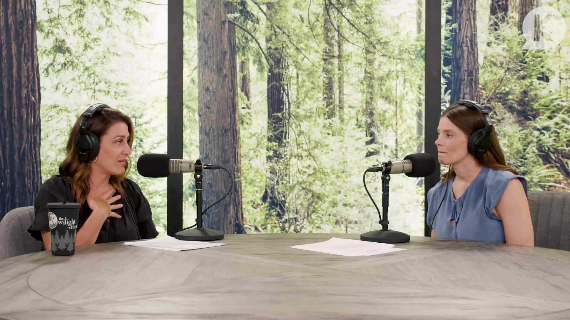 Ashley-Greene-dot-nl_TheTwilightEffect-BreakingDawnPart1RewatchPart2of3-2760.jpg Ashley-Greene-dot-nl_TheTwilightEffect-BreakingDawnPart1RewatchPart2of3-2760.jpg