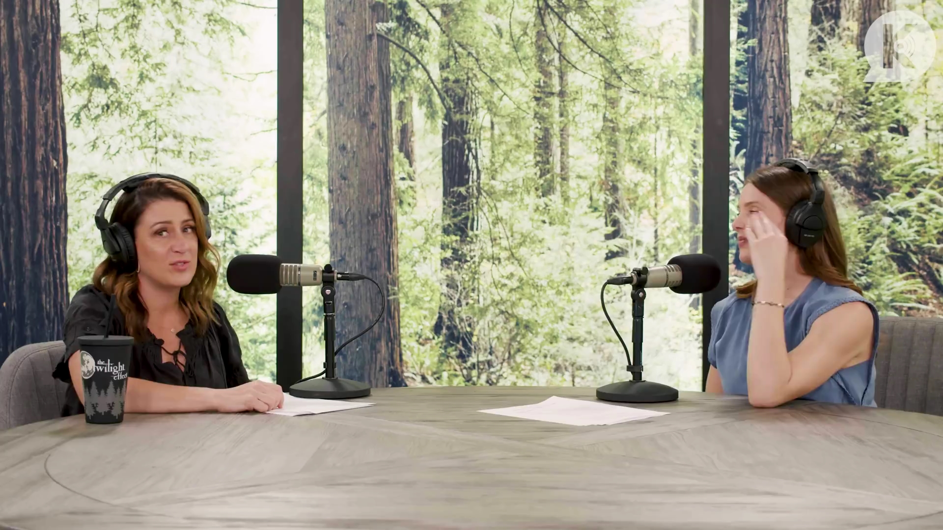 Ashley-Greene-dot-nl_TheTwilightEffect-BreakingDawnPart1RewatchPart2of3-2854.jpg Ashley-Greene-dot-nl_TheTwilightEffect-BreakingDawnPart1RewatchPart2of3-2854.jpg