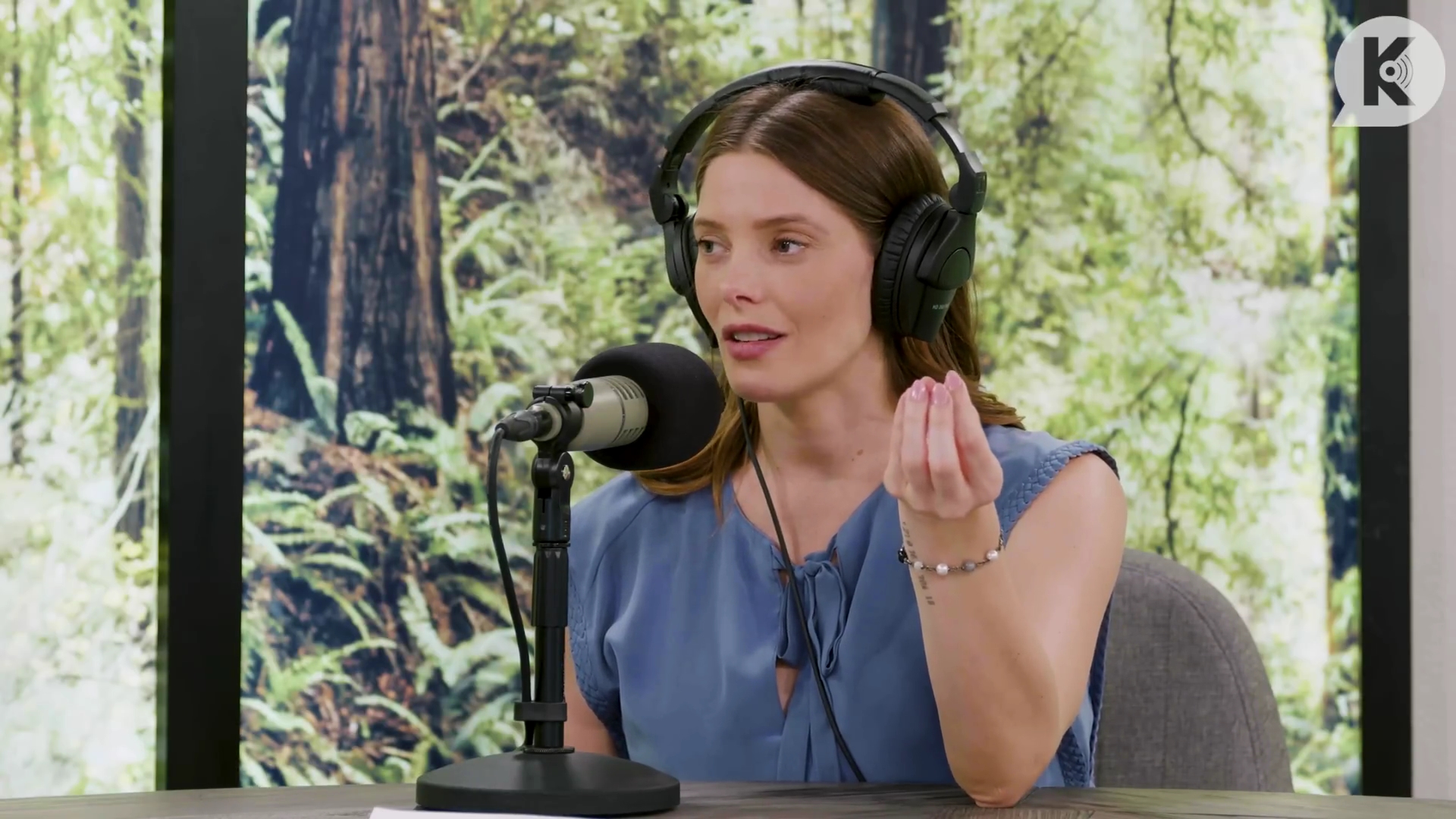 Ashley-Greene-dot-nl_TheTwilightEffect-BreakingDawnPart1RewatchPart2of3-2867.jpg Ashley-Greene-dot-nl_TheTwilightEffect-BreakingDawnPart1RewatchPart2of3-2867.jpg