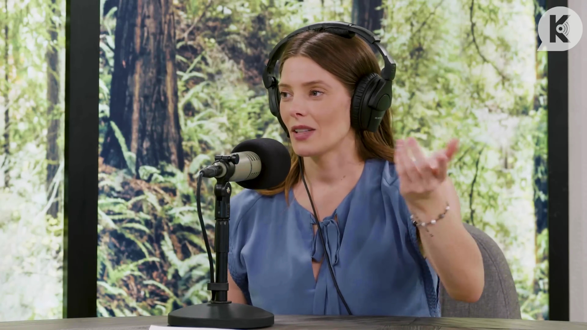 Ashley-Greene-dot-nl_TheTwilightEffect-BreakingDawnPart1RewatchPart2of3-2874.jpg Ashley-Greene-dot-nl_TheTwilightEffect-BreakingDawnPart1RewatchPart2of3-2874.jpg