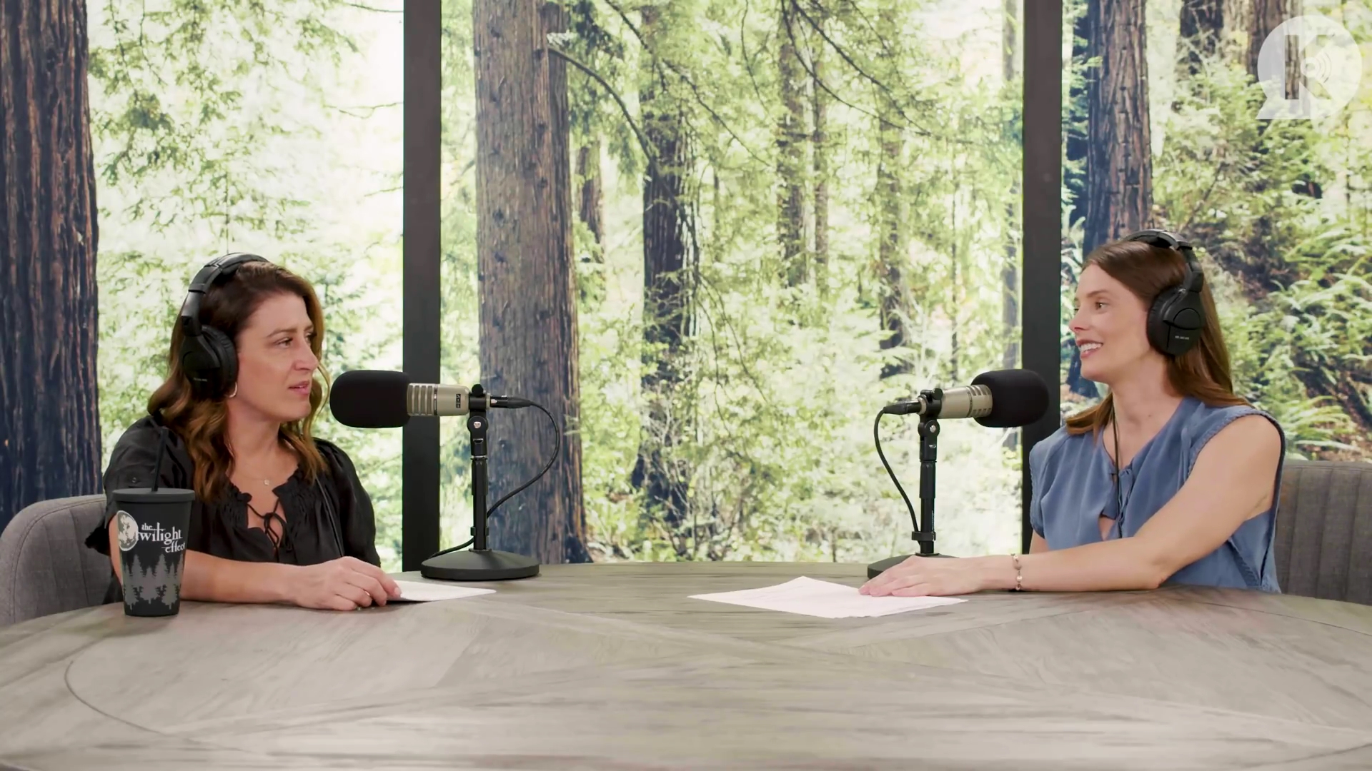 Ashley-Greene-dot-nl_TheTwilightEffect-BreakingDawnPart1RewatchPart2of3-2888.jpg Ashley-Greene-dot-nl_TheTwilightEffect-BreakingDawnPart1RewatchPart2of3-2888.jpg