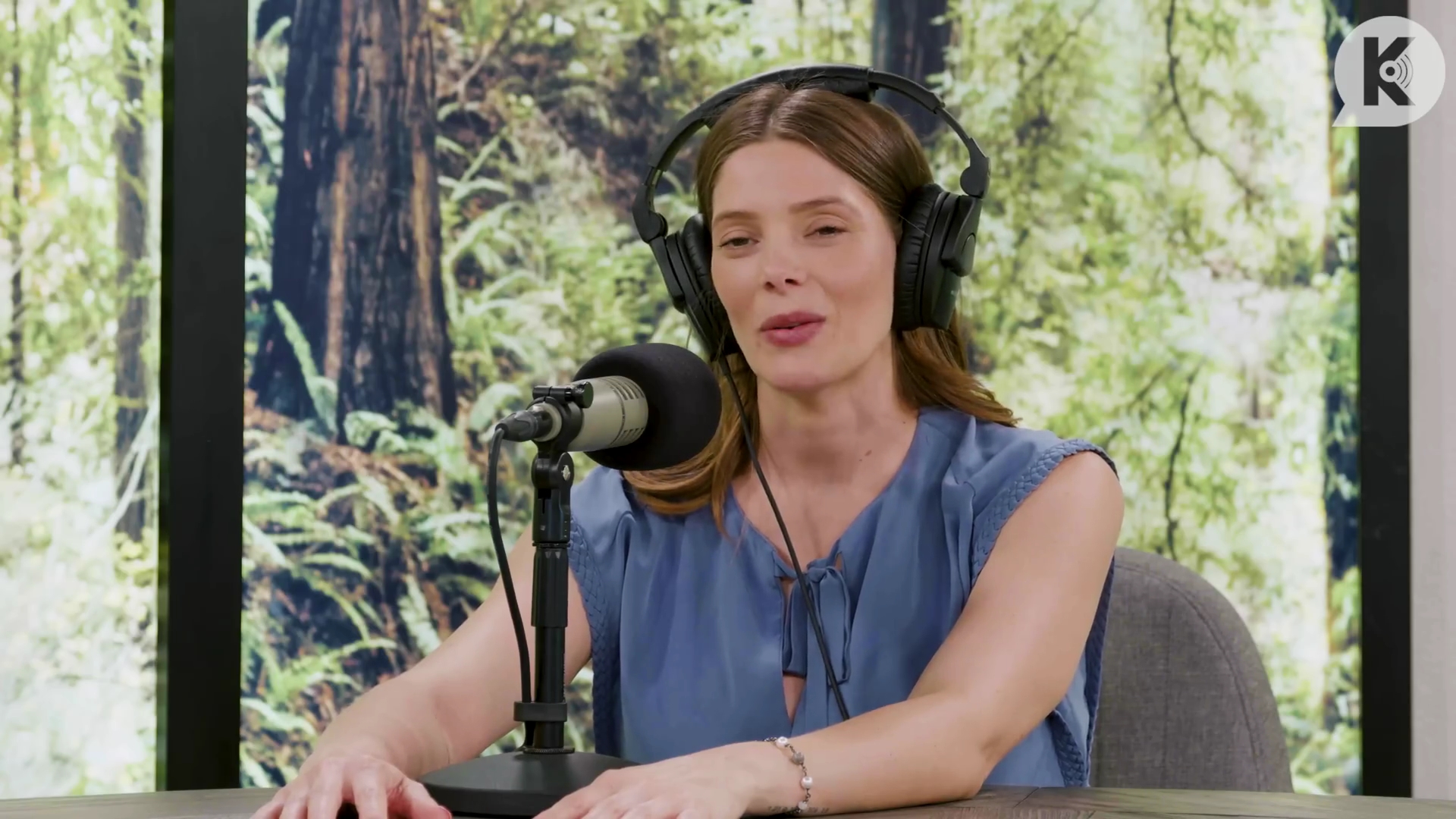 Ashley-Greene-dot-nl_TheTwilightEffect-BreakingDawnPart1RewatchPart2of3-2896.jpg Ashley-Greene-dot-nl_TheTwilightEffect-BreakingDawnPart1RewatchPart2of3-2896.jpg