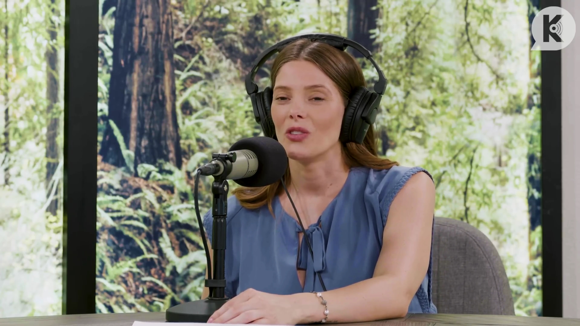 Ashley-Greene-dot-nl_TheTwilightEffect-BreakingDawnPart1RewatchPart2of3-2956.jpg Ashley-Greene-dot-nl_TheTwilightEffect-BreakingDawnPart1RewatchPart2of3-2956.jpg