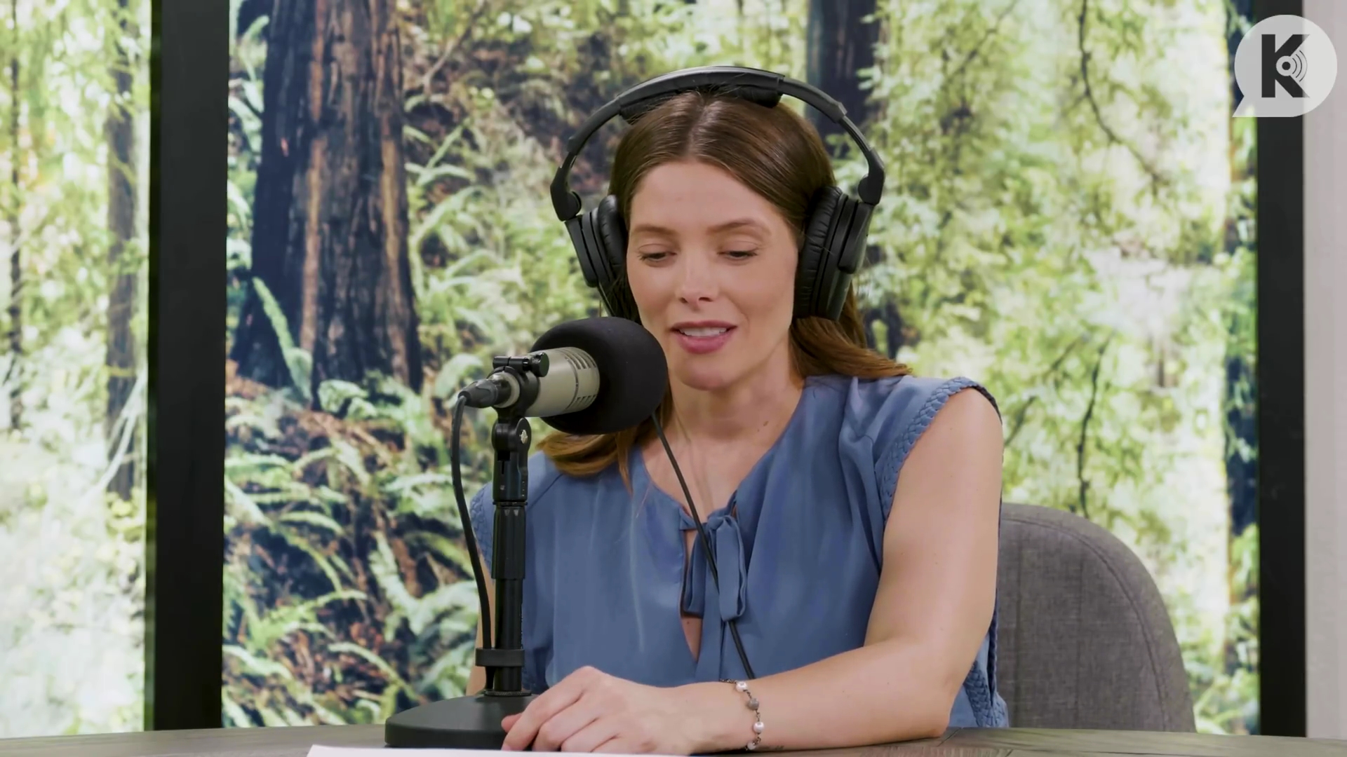 Ashley-Greene-dot-nl_TheTwilightEffect-BreakingDawnPart1RewatchPart2of3-2960.jpg Ashley-Greene-dot-nl_TheTwilightEffect-BreakingDawnPart1RewatchPart2of3-2960.jpg