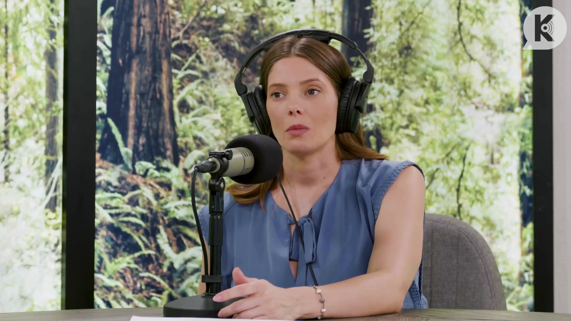 Ashley-Greene-dot-nl_TheTwilightEffect-BreakingDawnPart1RewatchPart2of3-2965.jpg Ashley-Greene-dot-nl_TheTwilightEffect-BreakingDawnPart1RewatchPart2of3-2965.jpg