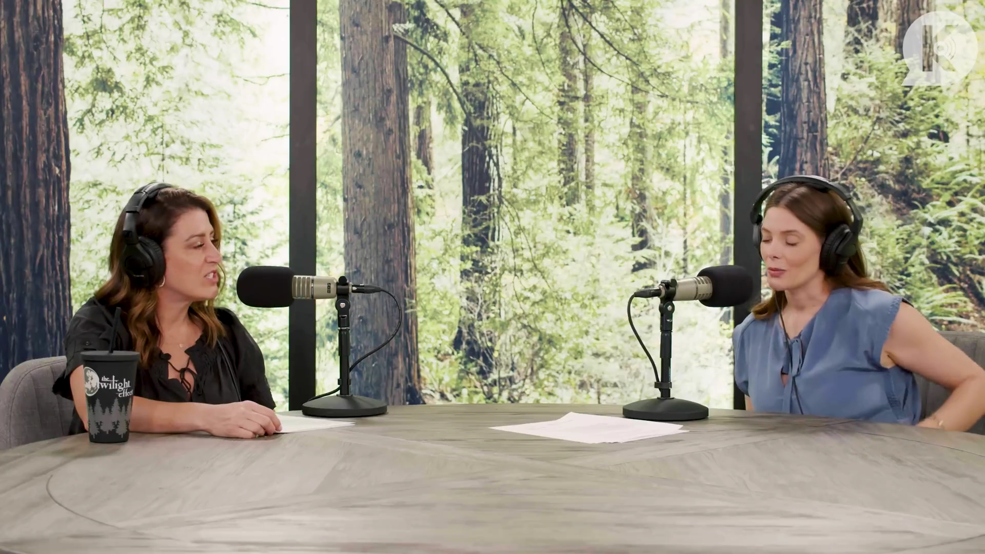 Ashley-Greene-dot-nl_TheTwilightEffect-BreakingDawnPart1RewatchPart2of3-2982.jpg Ashley-Greene-dot-nl_TheTwilightEffect-BreakingDawnPart1RewatchPart2of3-2982.jpg